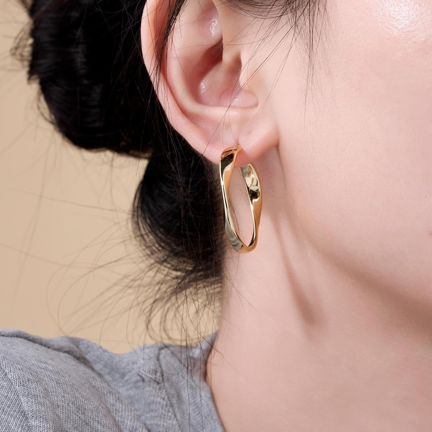 14K Gold Twisted Hoop Earrings for Women Thick Wave Gold Hoops Lightweight Hypoallergenic Elegant Jewelry 25/30MM - Image 5