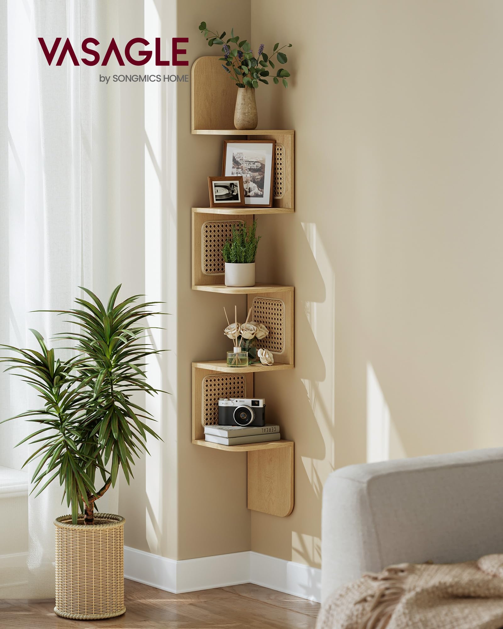 VASAGLE Estantería de Esquina, Estantería Flotante de 5 Niveles, Estantería Zigzag Montada en la Pared, Laterales de Ratán de PVC, Cocina, Dormitorio, Salón, Estilo Boho, Beige Roble LLS582Y57
