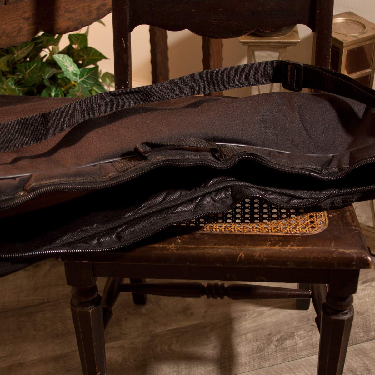 Roosebeck Prima Balalaika Package Includes: Roosebeck Prima Balalaika w/Gig Bag - Solid Walnut + Snark Clip-on Chromatic Tuner - Image 7