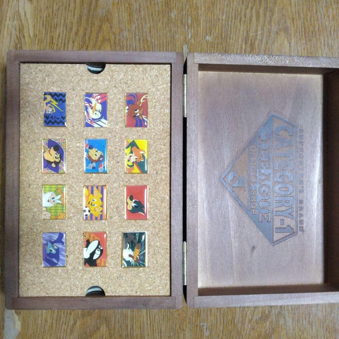 数量限定，格安】 Jリーグ発足記念ピンバッジ