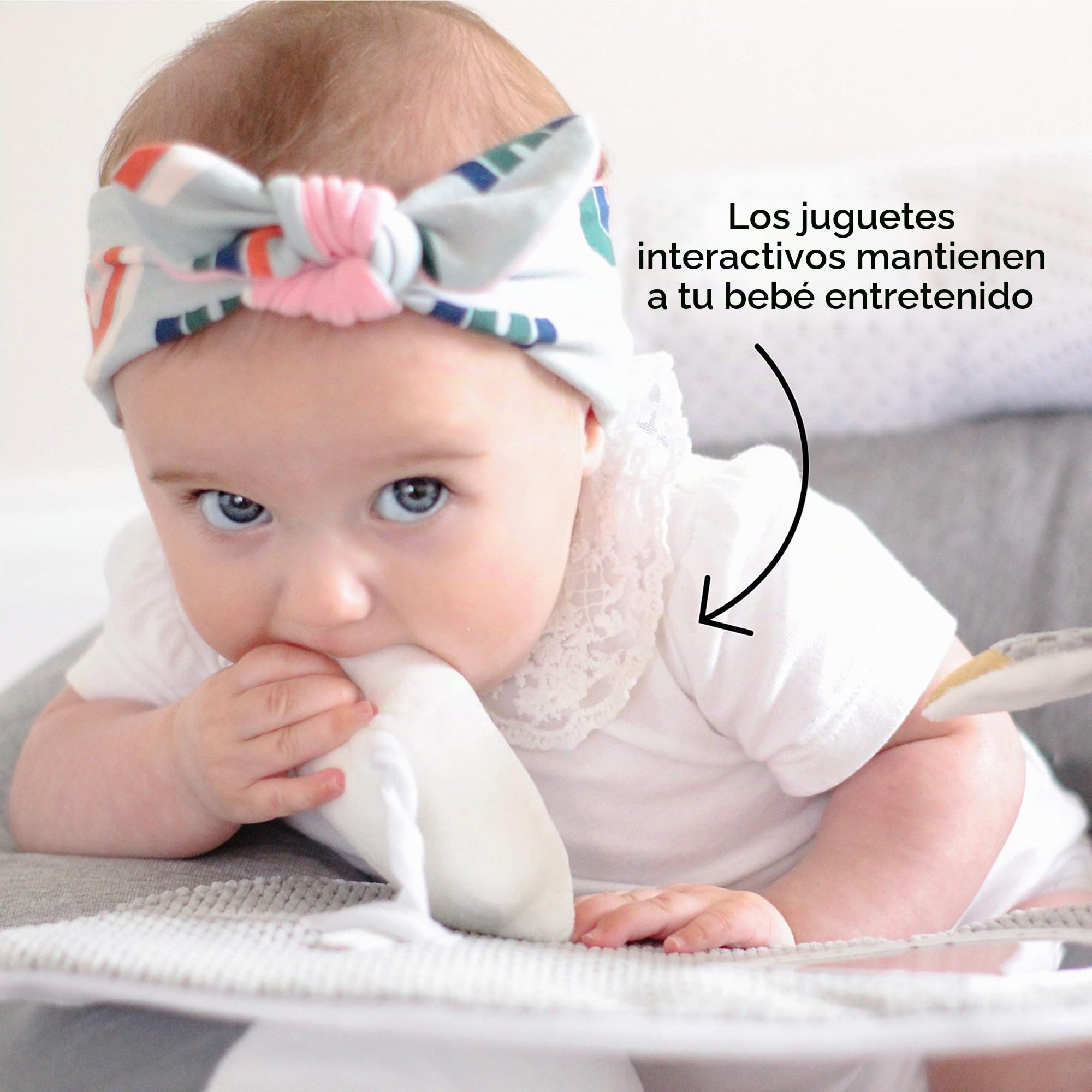 Nuby Little Penguin Sit-Me-Up - Cojín hinchable para bebés - Asiento de suelo hinchable para sentarse y jugar con bandeja y juguete - Gris - 6+ meses