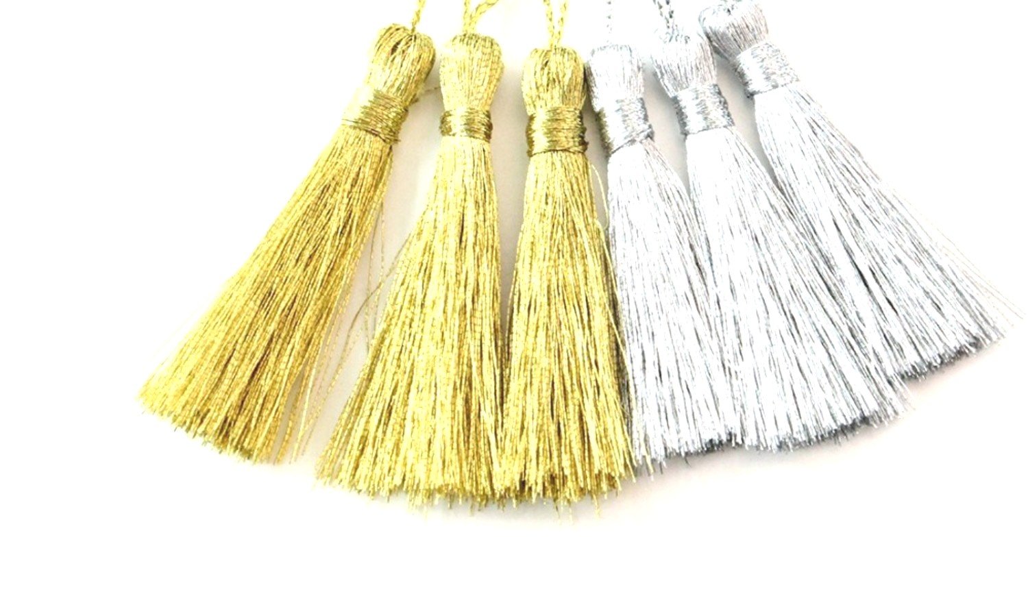 Lovely Arts Collection Metallic Gold or Silver Tassels, 20 Pieces