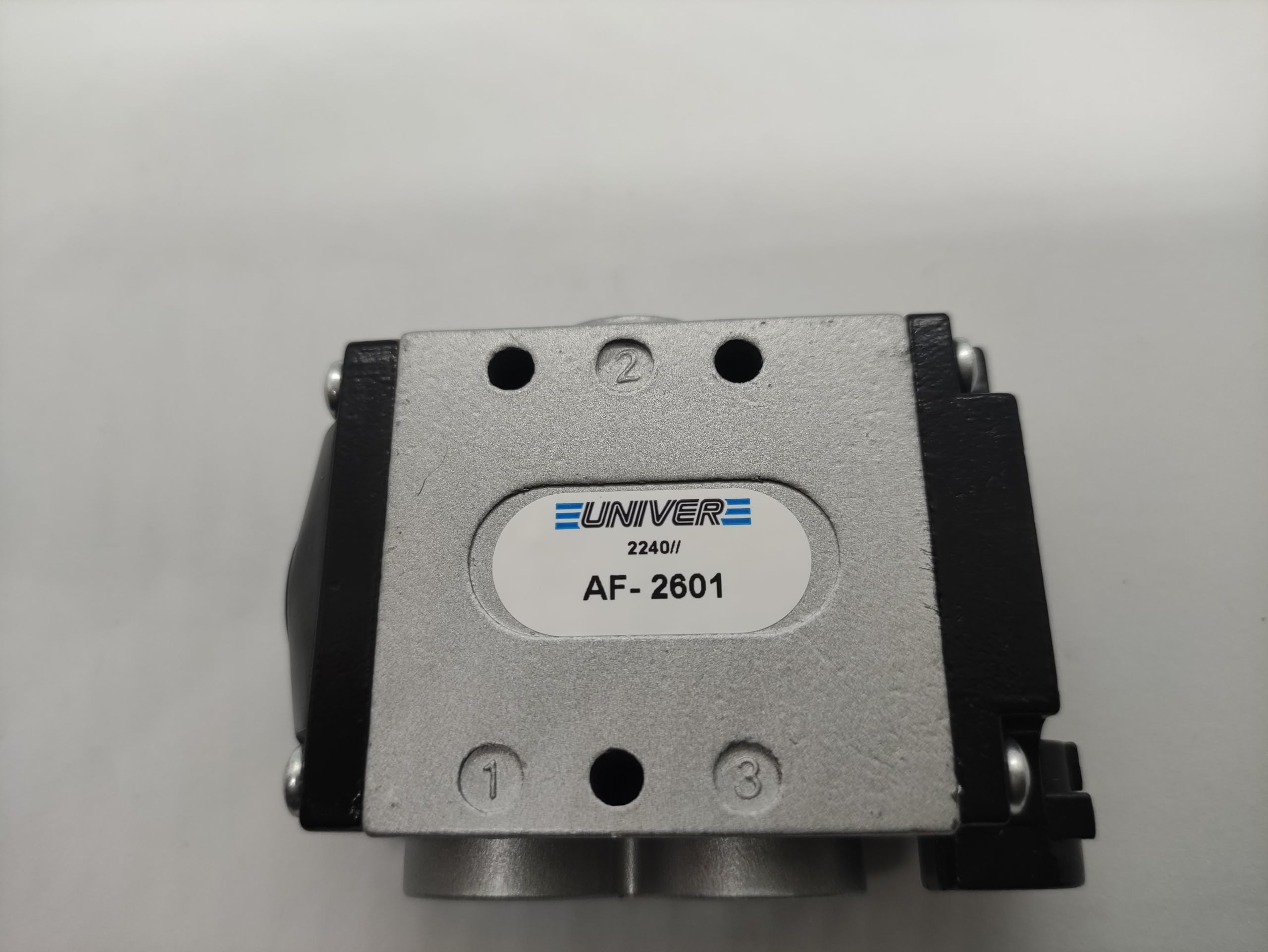 AF-2601 VALVOLA PNEUMATICA AD OTTURATORE 3/2 NC G1/4"