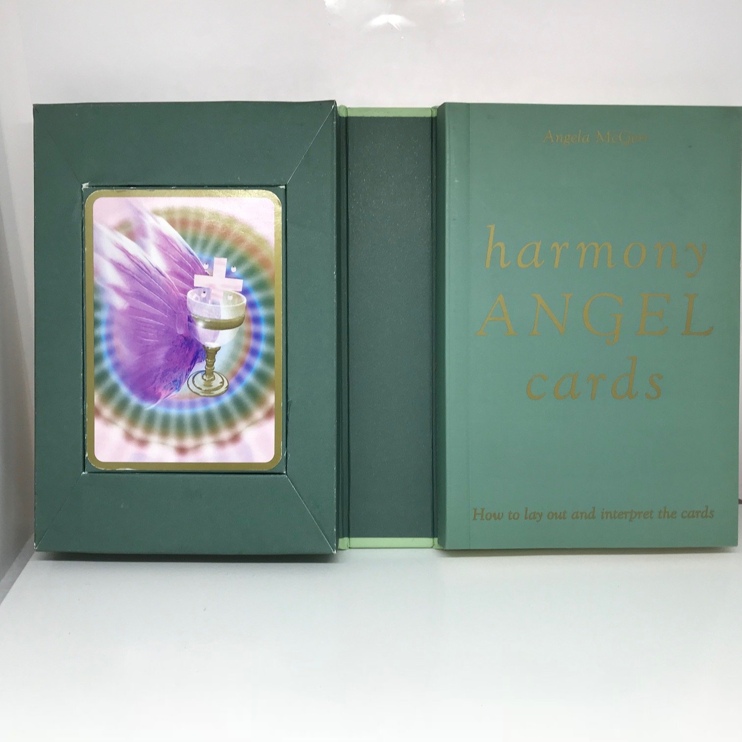 【中古】 Heart &amp; Soul Angel Cards [With Deck of Cards]/QUADRILLE/Angela McGerr Heart and Soul Angel Cards: How to Lay Out and Interpret the