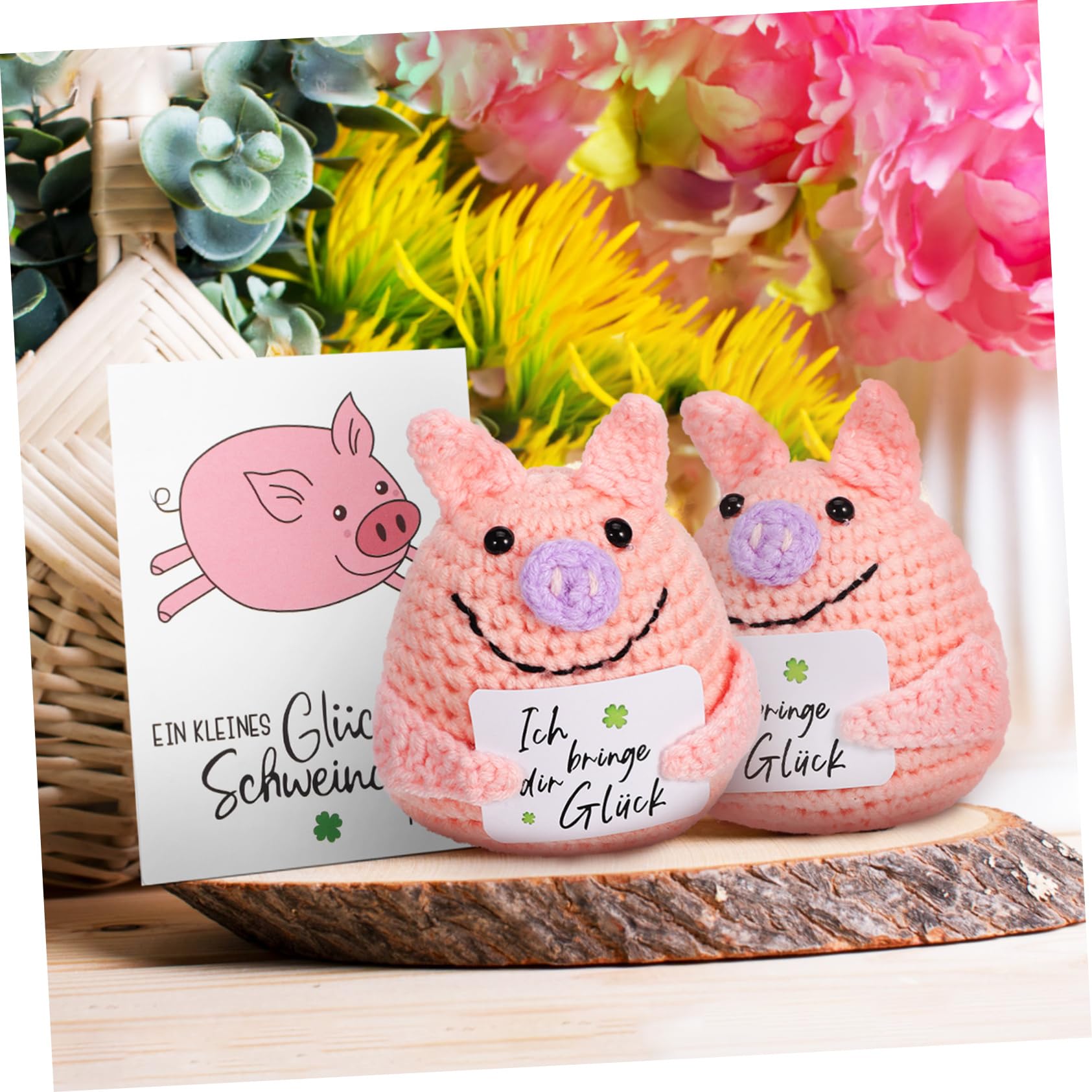 豚さんのお花畑で犬の散歩飾り　カッティングボード飾り　編みぐるみ　壁飾り 豚さんのお花畑で犬の散歩飾り カッティングボード飾り 編み