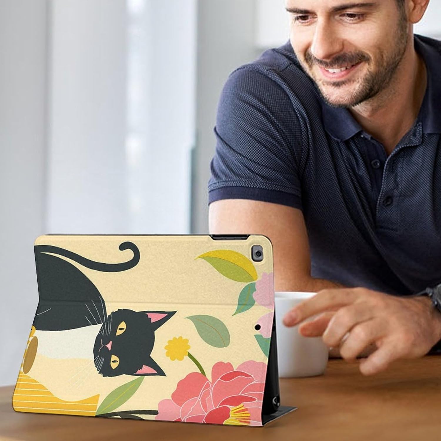Black Cat Coffee Printed Case Trifold Stand Protective Cover Compatible with ipad 2017/2018/Air1/Air2 (9.7in)