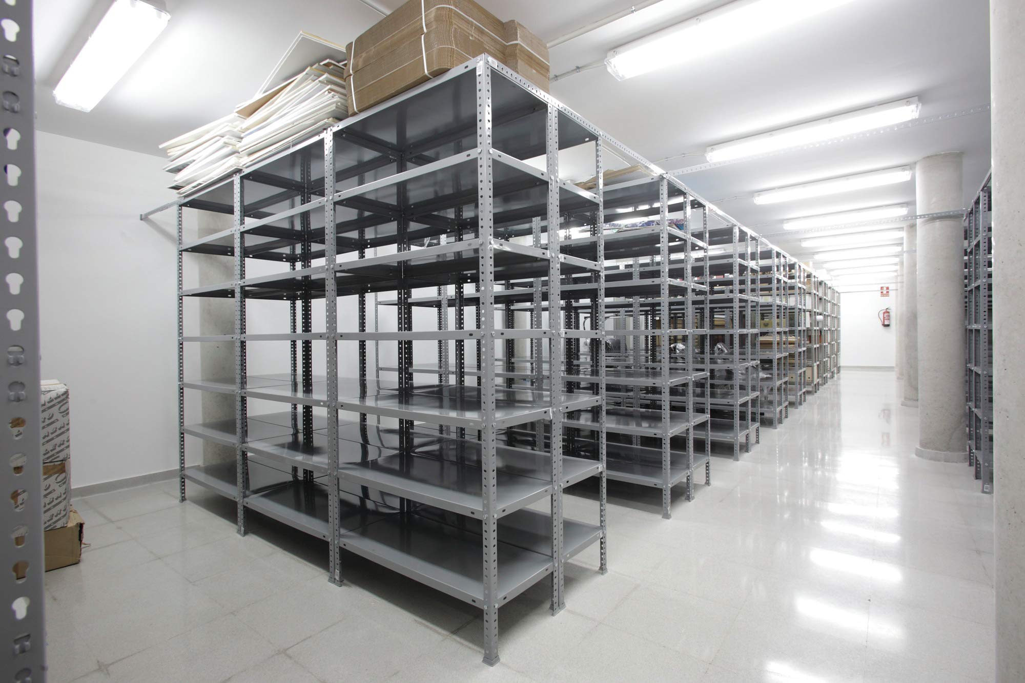 Simon Rack Estanterias Metalicas 1800x900x300 mm, 5 Baldas Metalica, 100 kg de Punto Flexión, Estanterias Almacenaje, Blanca - Comfort