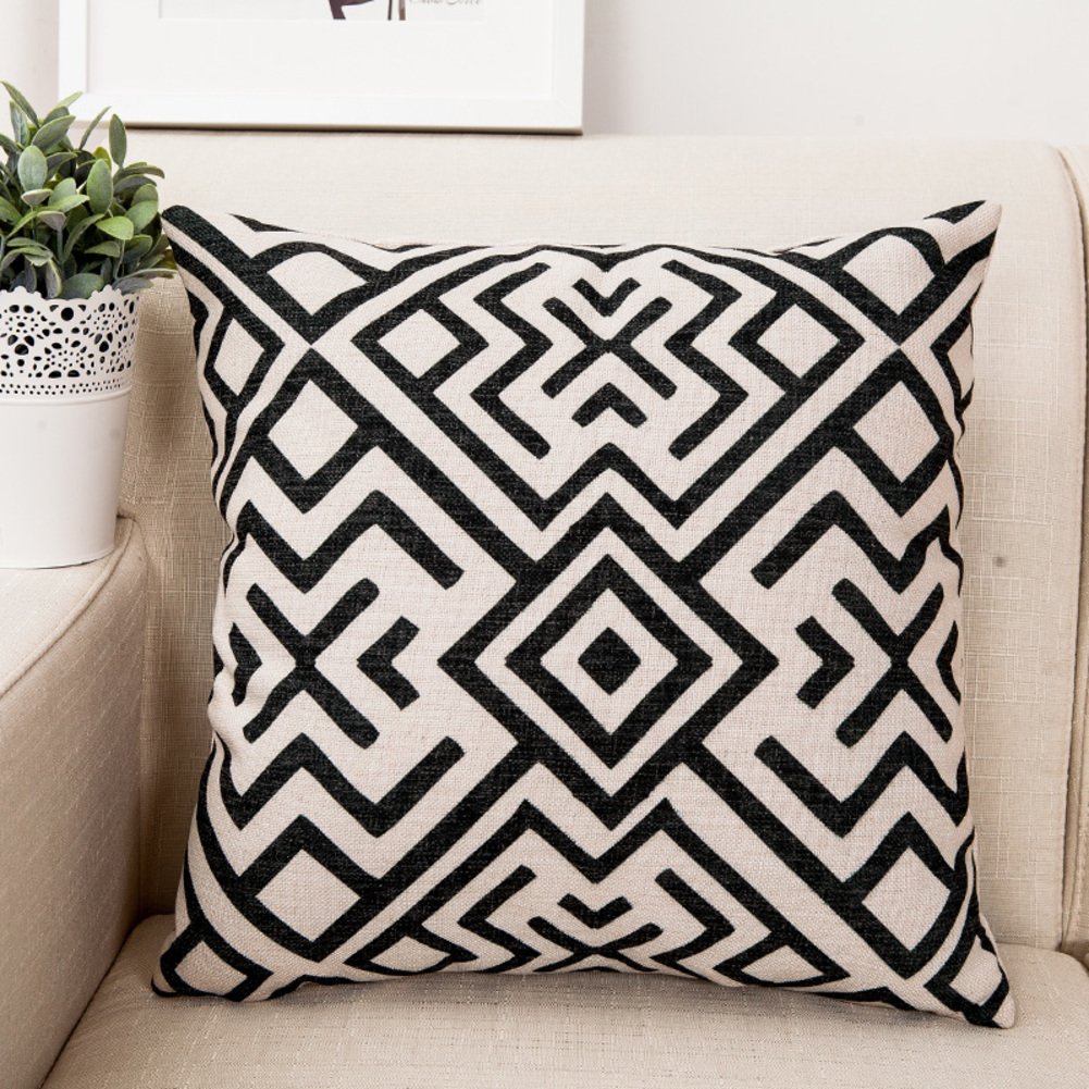 Oreiller de lit stripe bicolore pour embellir votre coin lecture de chambre