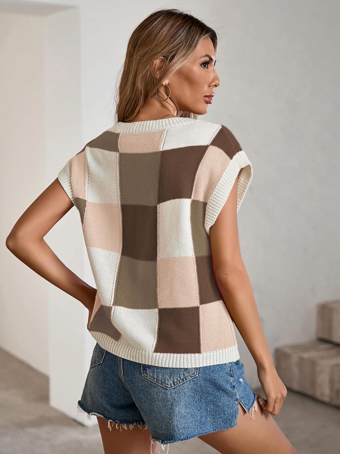 Women's Knit Crop Top - Checkered Cute Sweater, Cap Sleeve, Crew Neck | Trendy Casual Short Sleeve - Image 3