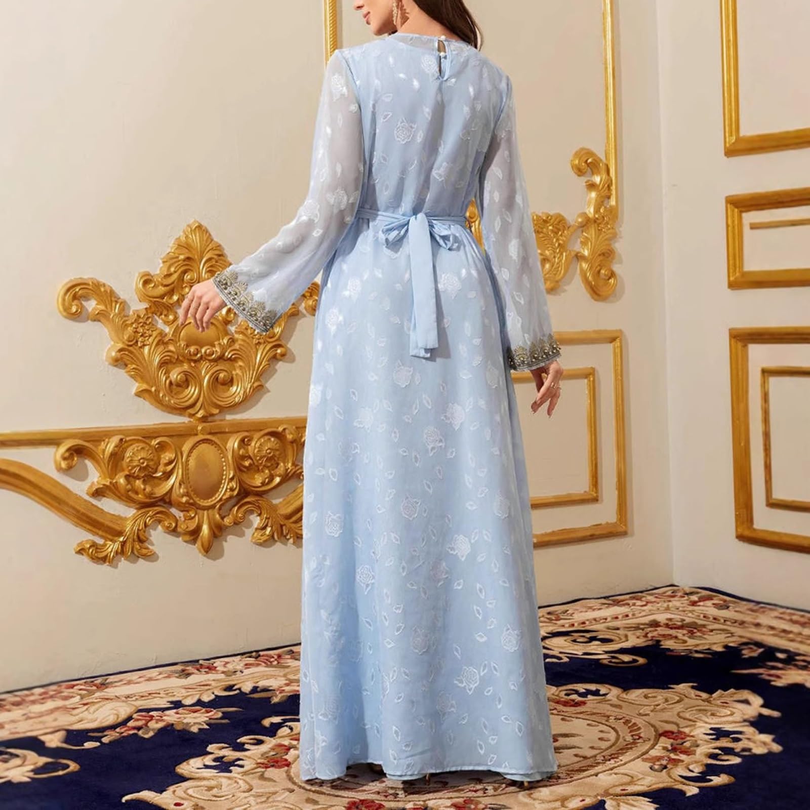 Abito Lungo Azzurro con Stampa, Scollo A V, Bordato in Pizzo, Cintura e Polsini Ricamati, Lacci in Vita sul Retro, per Occasioni di Festa