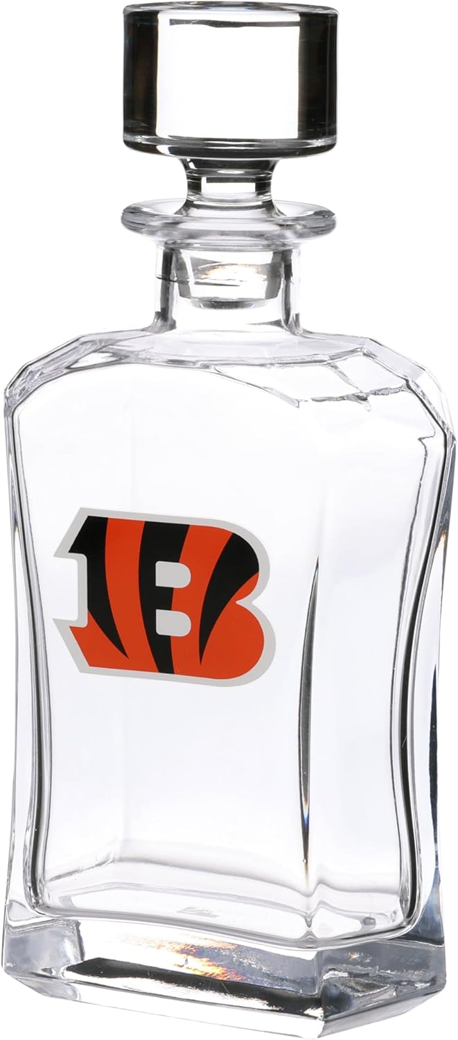 The Memory Company NFL Licensed Glass Decanter 26oz - Premium Whiskey Decanter with Official Team Logo, Elegant Home Bar Display, Perfect Gift for Sports Fans, Professional-Grade Glass - Image 3