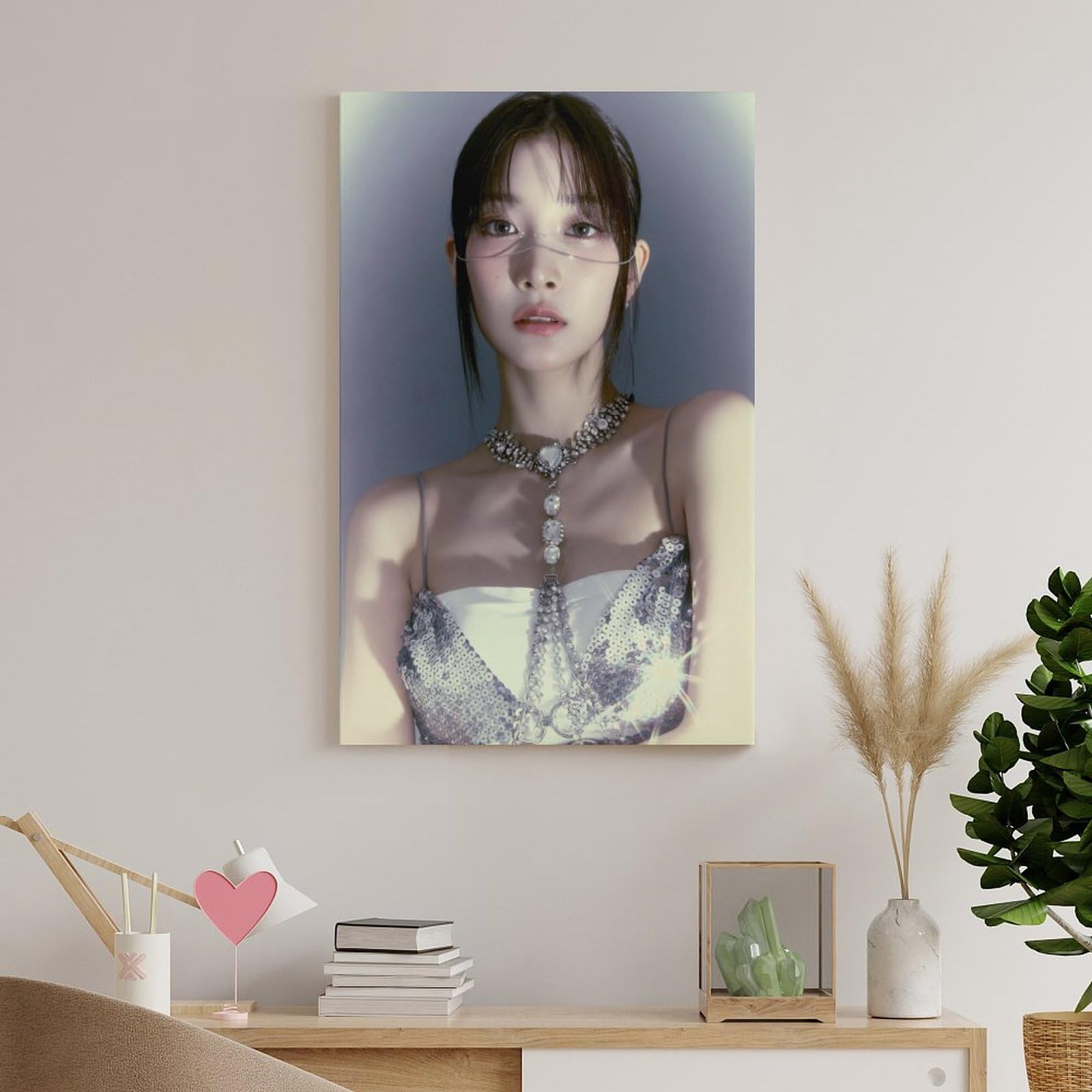 Amazon.co.jp: MINSEO ミンソ WOOAH ウア UNFRAMED アルバムキャンバス