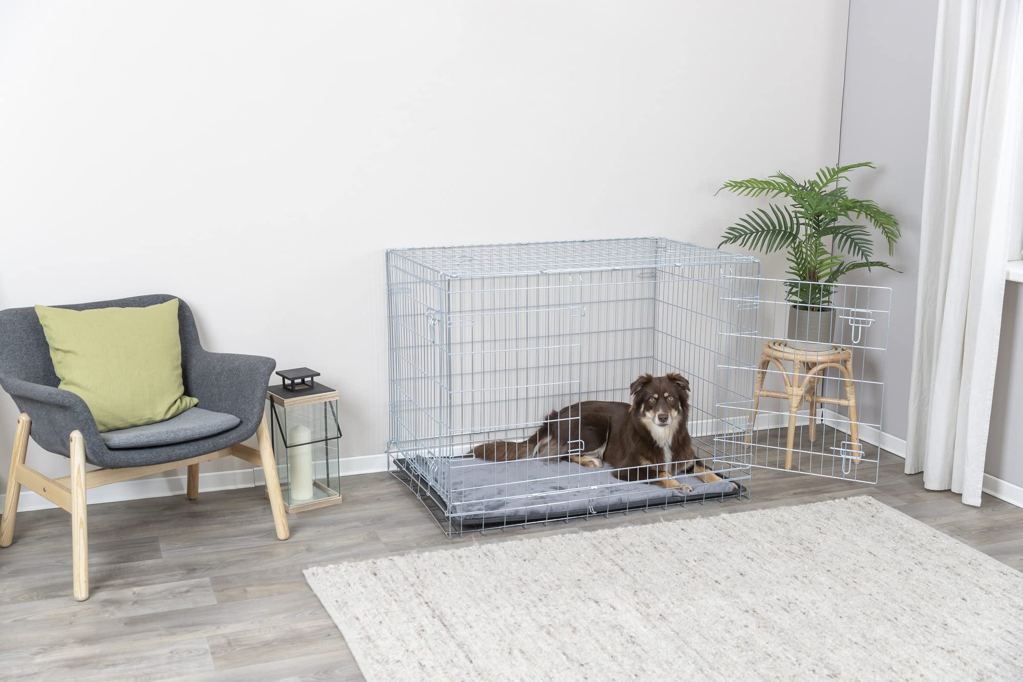 Box pour chien TRIXIE Home - Taille XL : 116 x 86 x 77 cm - hébergement temporaire à la maison - 1 porte à l'avant et 1 sur le côté - pliable - bac de sol - 3926