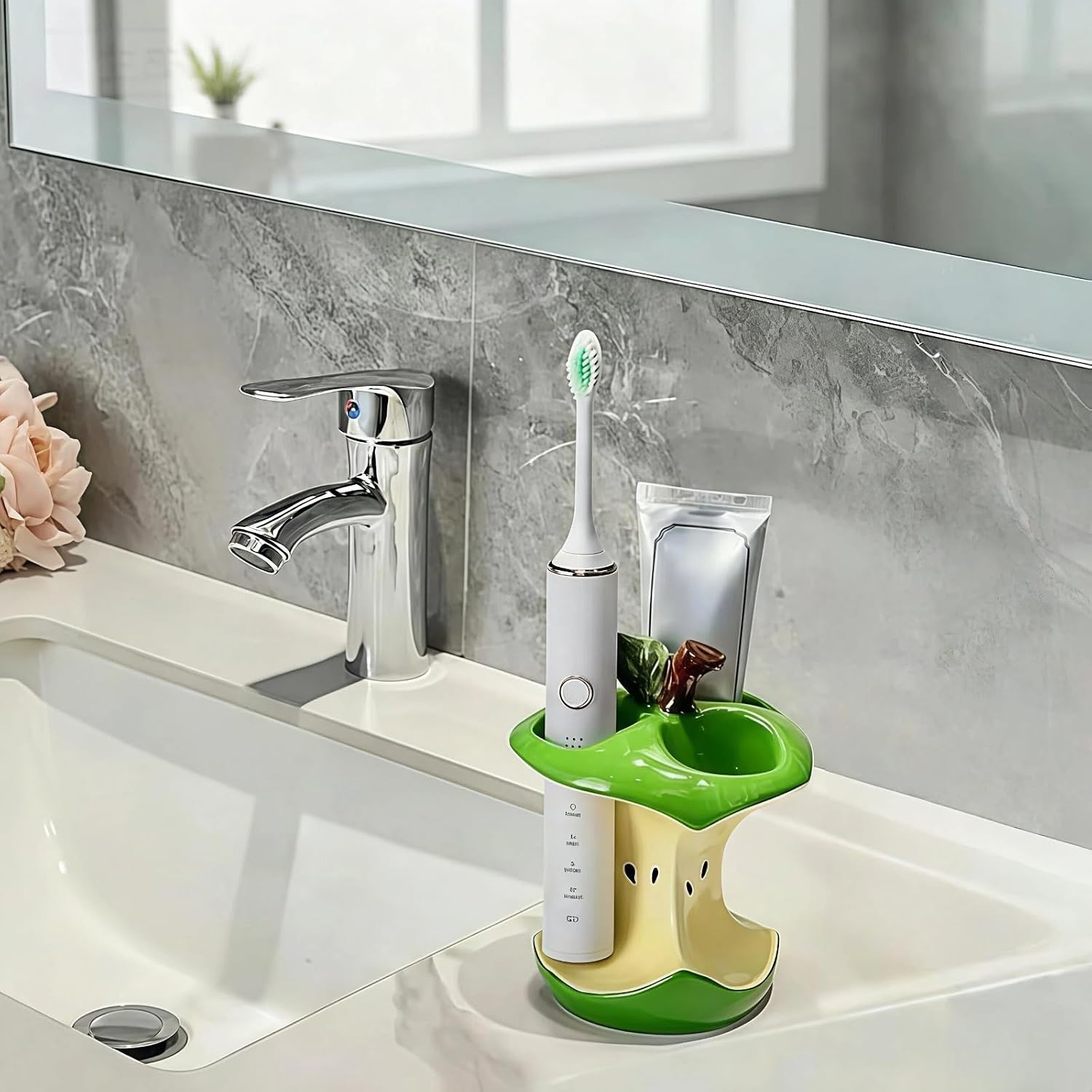 Creative Apple Core Toothbrush Holder, Ceramic Bathroom Organizer with Stand, Unique Bathroom Countertop Accessories, Fresh Home Decor (Green)