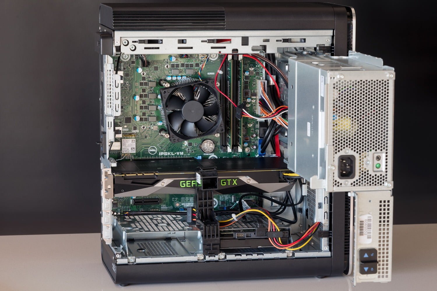 Amazon.com: Dell 2017 XPS 8930 Mid Size Tower Computer PC (Intel