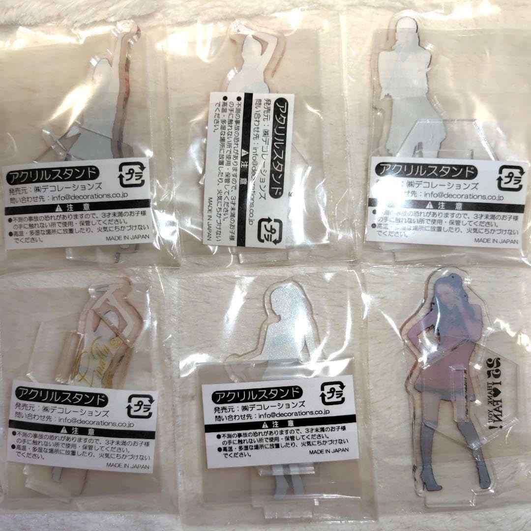 Amazon.co.jp: 安室奈美恵 アクリルスタンド : おもちゃ
