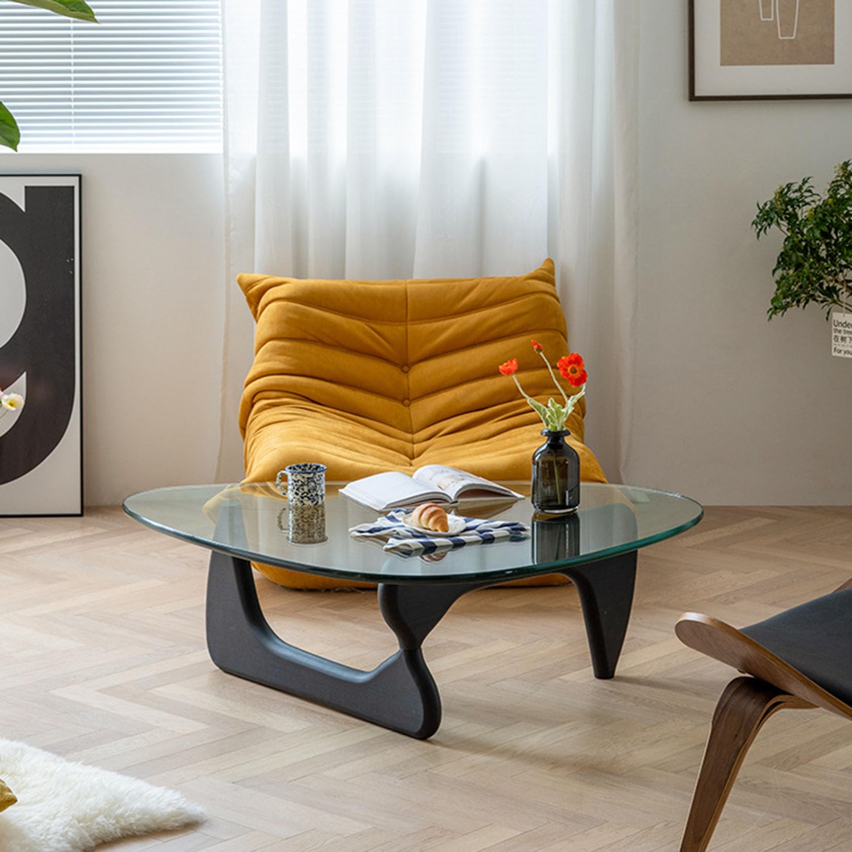 Elegante tavolino da caffè con piano in vetro temperato, grigio scuro e oro, 90 x 60 x 40 cm | Gambe in metallo robusto, smontabile per un facile mont | Leroy Merlin
