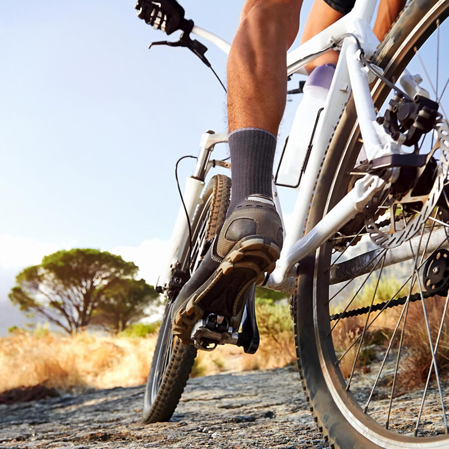 YUEDGE Men's Socks Black/White Cotton Cushioned Training Athletic Crew Socks Breathable Wicking Work Socks For Men, 5 Pairs - Image 8