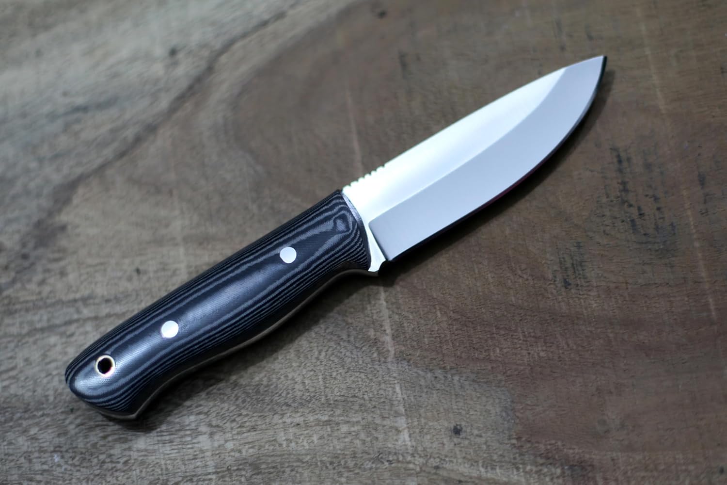 GCS Custom Handmade BLACK & WHITE G10 Handle D2 Tool Steel Tactical Survival Hunting Knife with Buffalo Hide Sheath GCS180