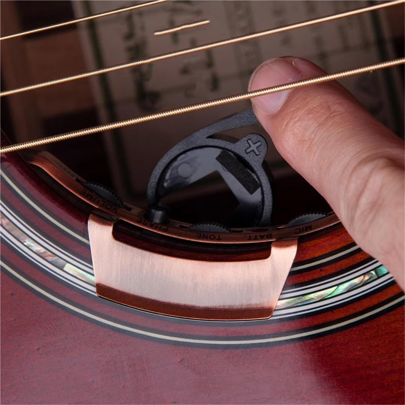 Pickup Chitarra Acustica Regolazione EQ del foro sonoro con doppio pickup acustico per chitarra a 6 corde