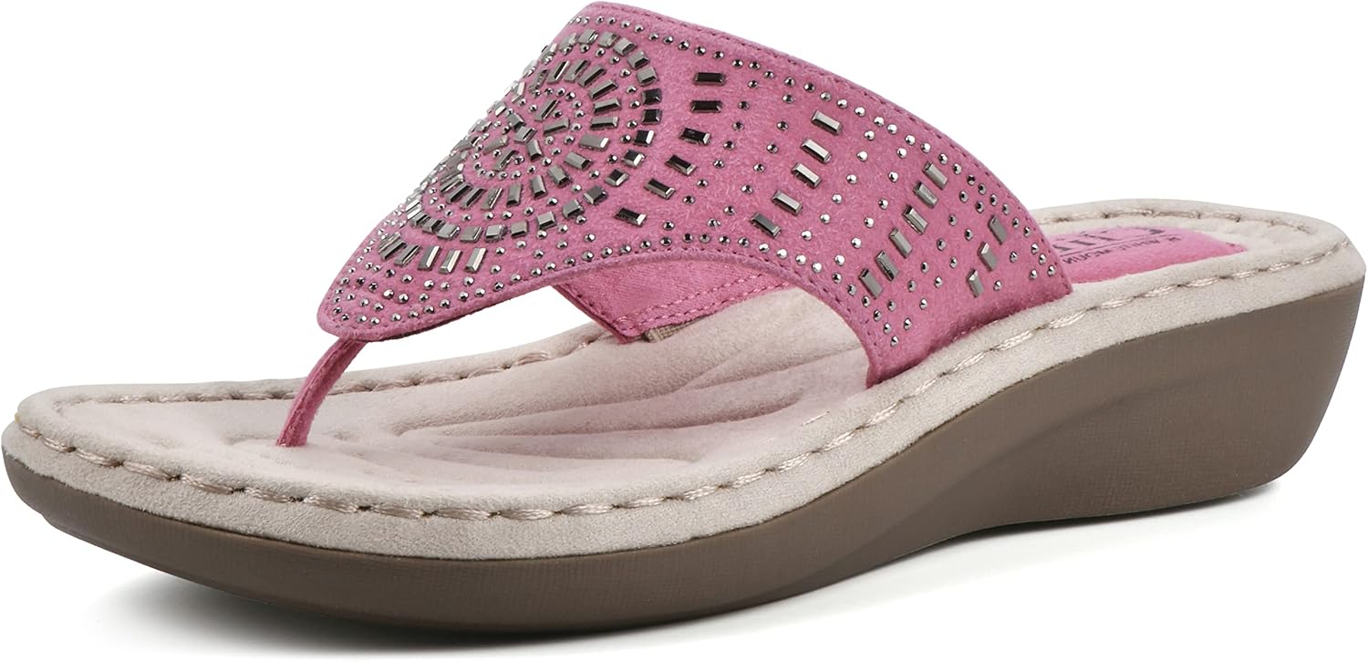 CLIFFS BY WHITE MOUNTAIN Women’s Cienna Mini Wedge Flip Flop Sandal