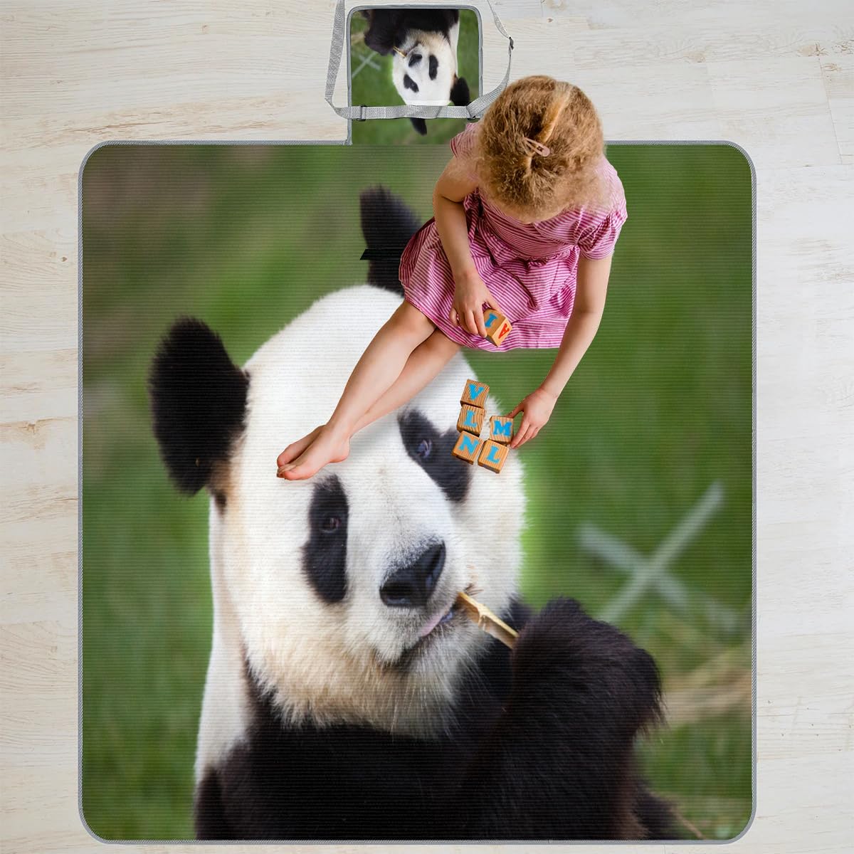 Manta de picnic con diseño de panda gigante de 150 x 145 cm, manta de playa plegable para exteriores, impermeable, para playa, camping, senderismo, picnic