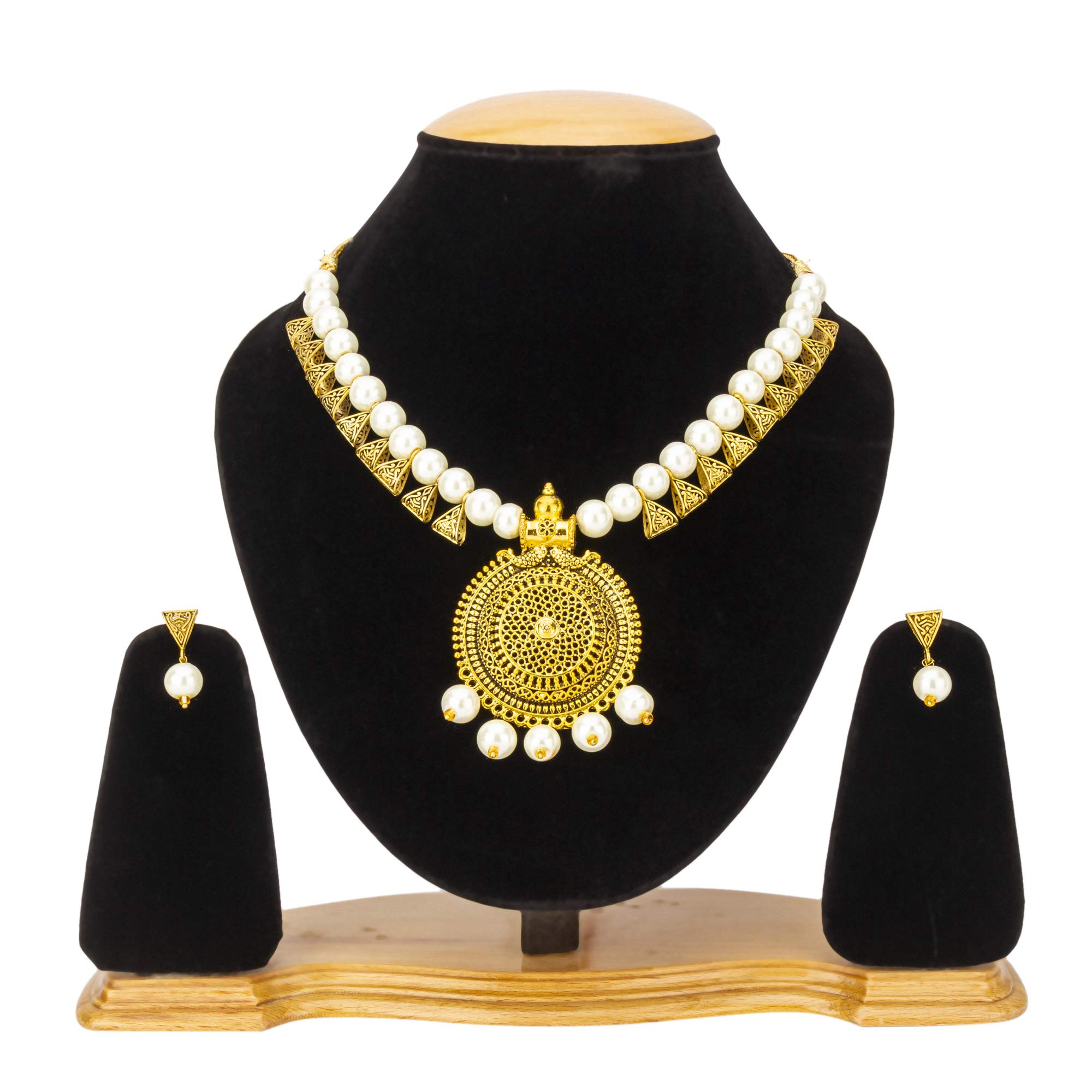 Chic Gold Necklace and Earrings Set