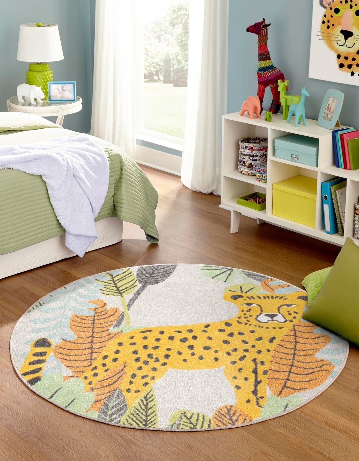 Unique Loom Whimsy Kids Collection Area Rug - Brody (Round 5' 3" x 5' 3", Gray/ Black)