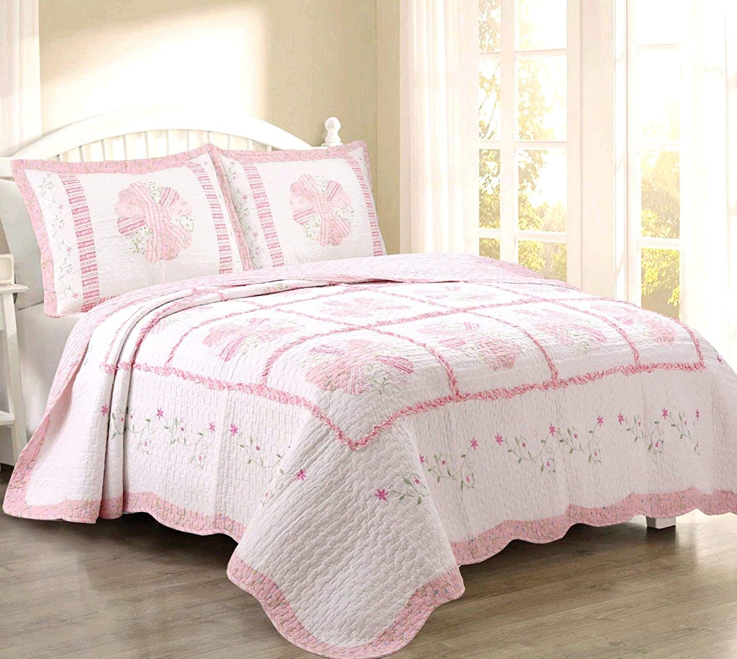 Cozy Line Home Fashions Pink Daisy Field Flora Real Patchwork Cotton Reversible Quilt Bedding Set, Coverlet, Bedspread (Daisy Field, Queen - 3 Piece)