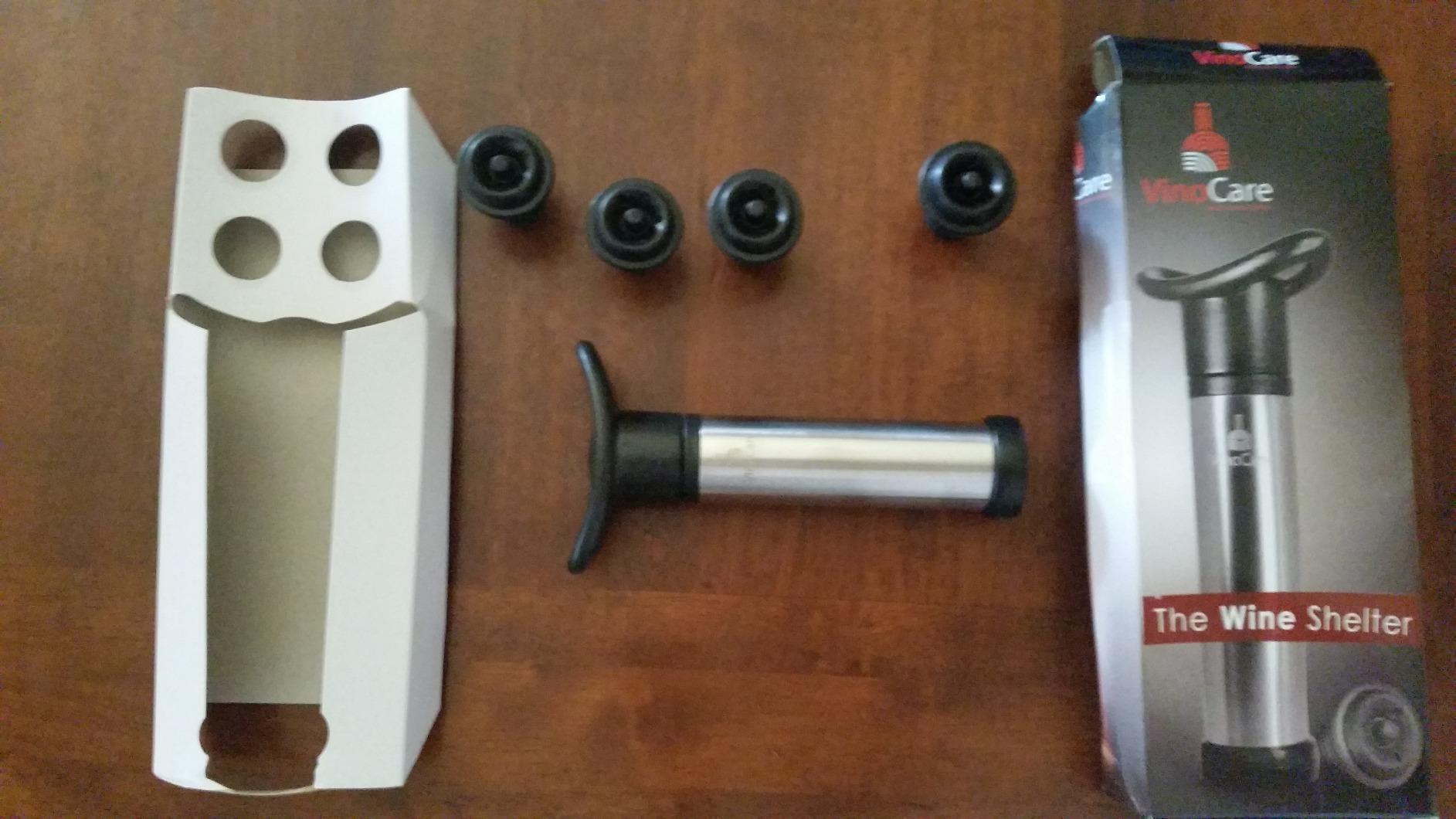 Pompa Salvavino VinoCare Con 4 Tappi | Sottovuoto Per Conservare Vino Rosso E Bianco | Accessorio Sommelier