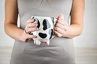 Vista 3 de Boston Warehouse - Taza Udderly Cow con pies de silicona antideslizantes, cerámica pintada a mano, 20 fl.oz.