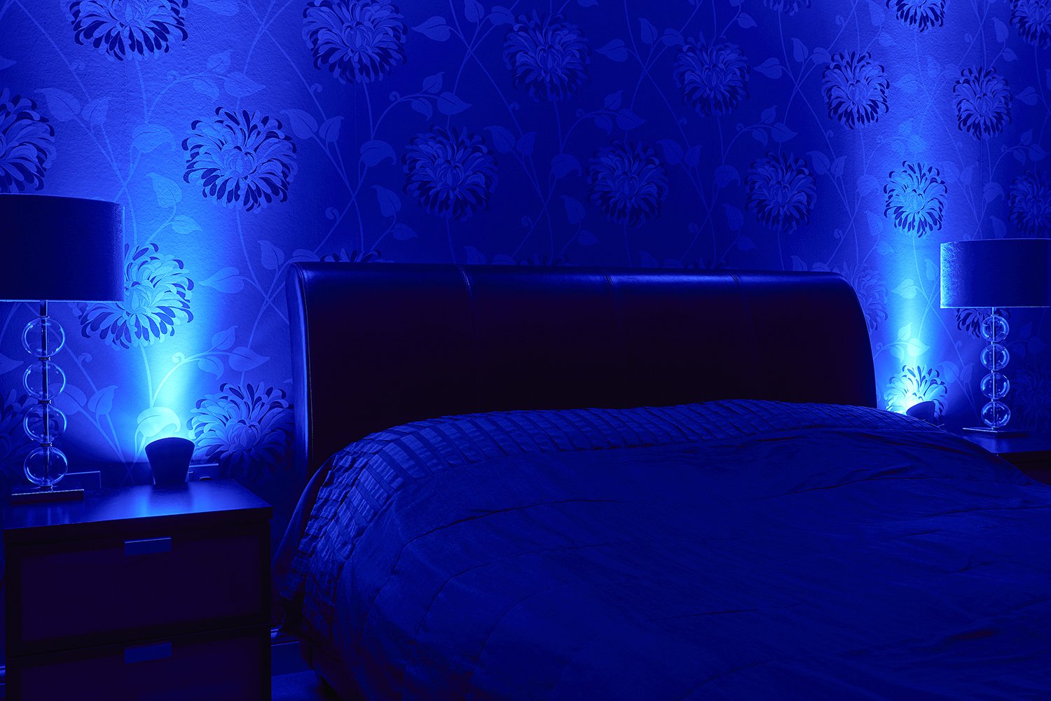 Auraglow With Blue Narrow Beam Led Bulb Plugin Gu10 Spotlight Uplighter Wall Wash Light Plug Socket Lamp With Blue Narrow Beam Bulb