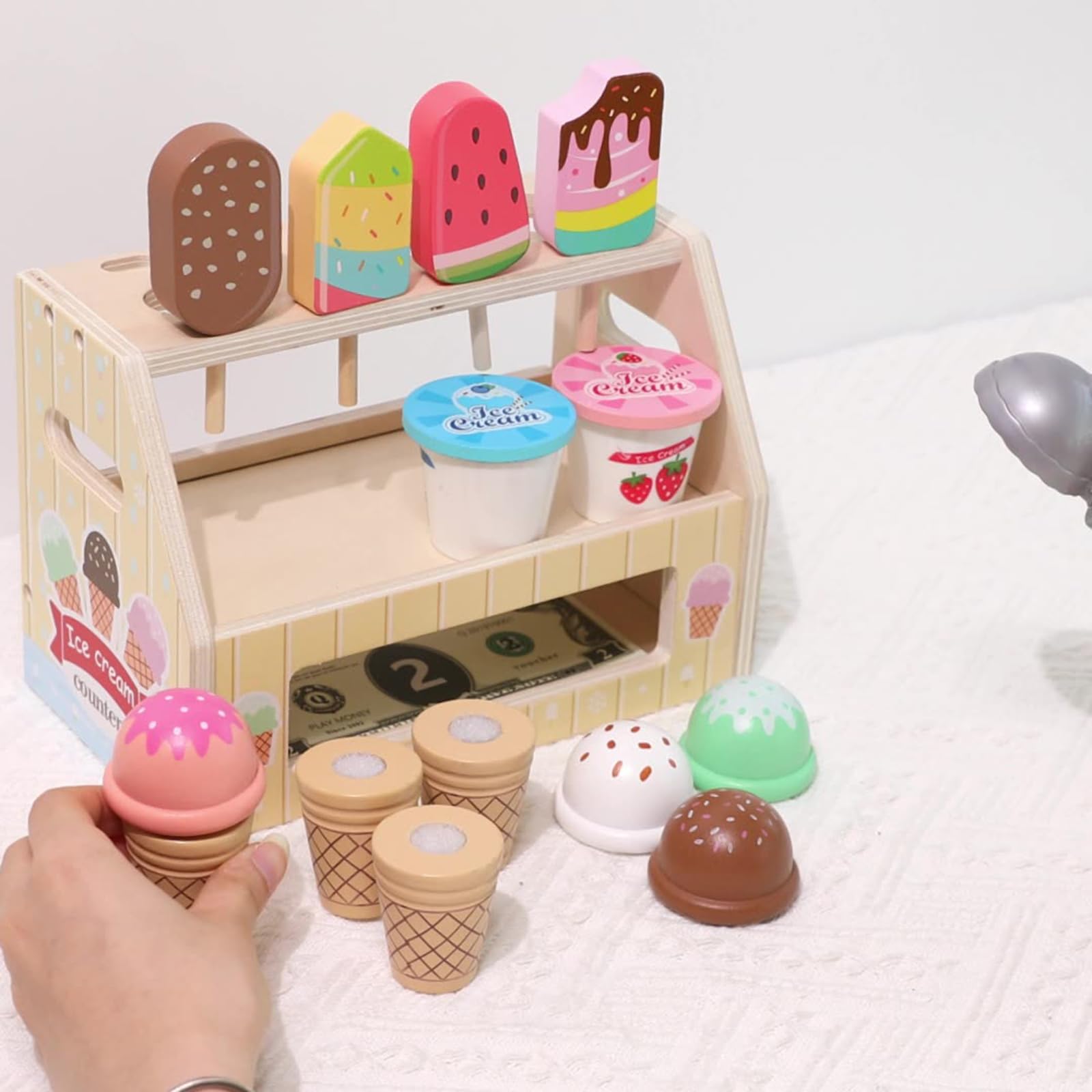 Interaktives Eisdielen Spielset aus Holz für fantasievolle Lernaktivitäten 3 Jahren Rollenspiel Eisdiele mit Schaufeln und Waffeln