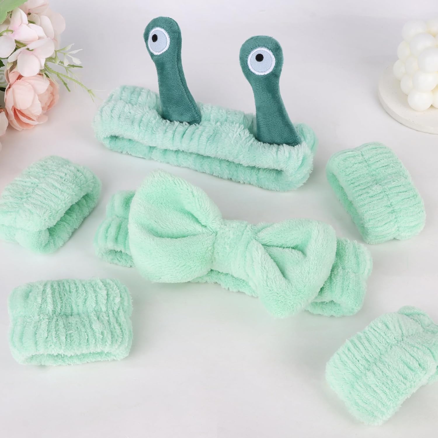 Skincare Headband Bow Snail Spa headband and Wristband Set, 6 Pack Cute Makeup Headbands for Washing Face, Fun Gifts for Women and Girls - Image 7