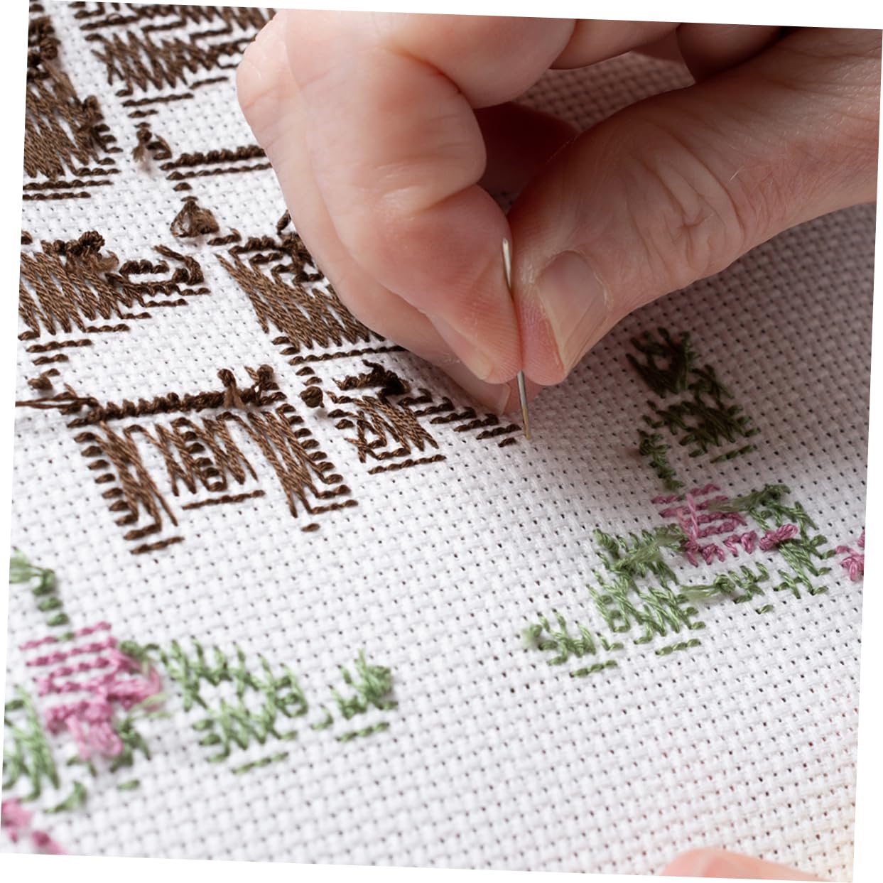 Gogogmee Embroidery Gridding Fabrics Set 4pcs White Cross Stitch Fabric for Stitches Sewing Gridding DIY Embroidery Cloths Soft Comfortable Washable