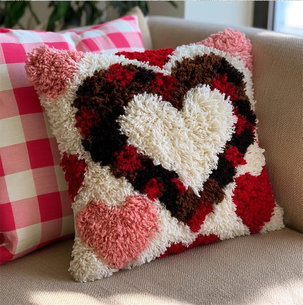 kitphoenix Latch Hook Cushion Kit, Heart Pattern