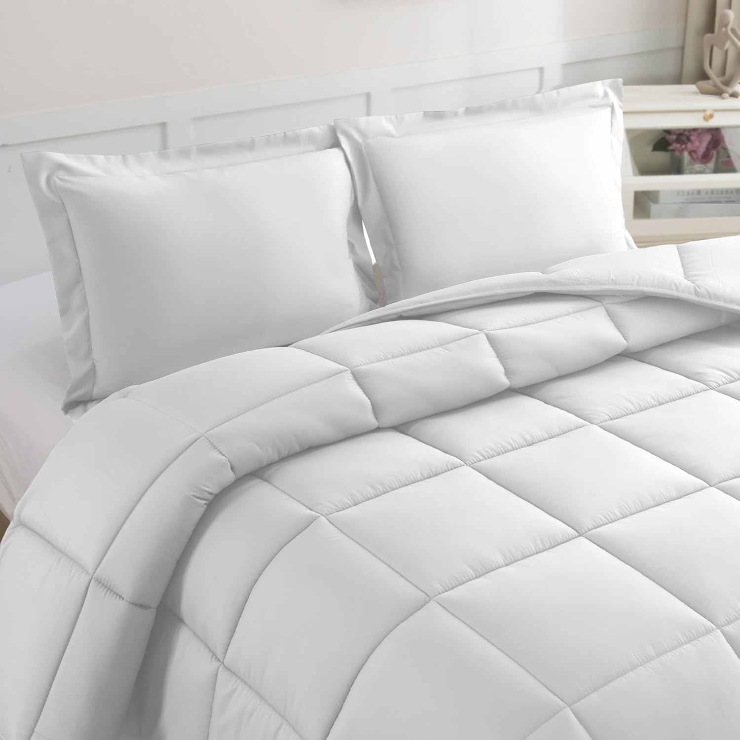 Elegant Comfort 3-Piece Box Stitched Down Alternative Comforter with Shams - Ultra Soft for All Season Duvet Insert with Corner Tabs, Plush Cozy 3PC Comforter Set, Twin, White White Twin