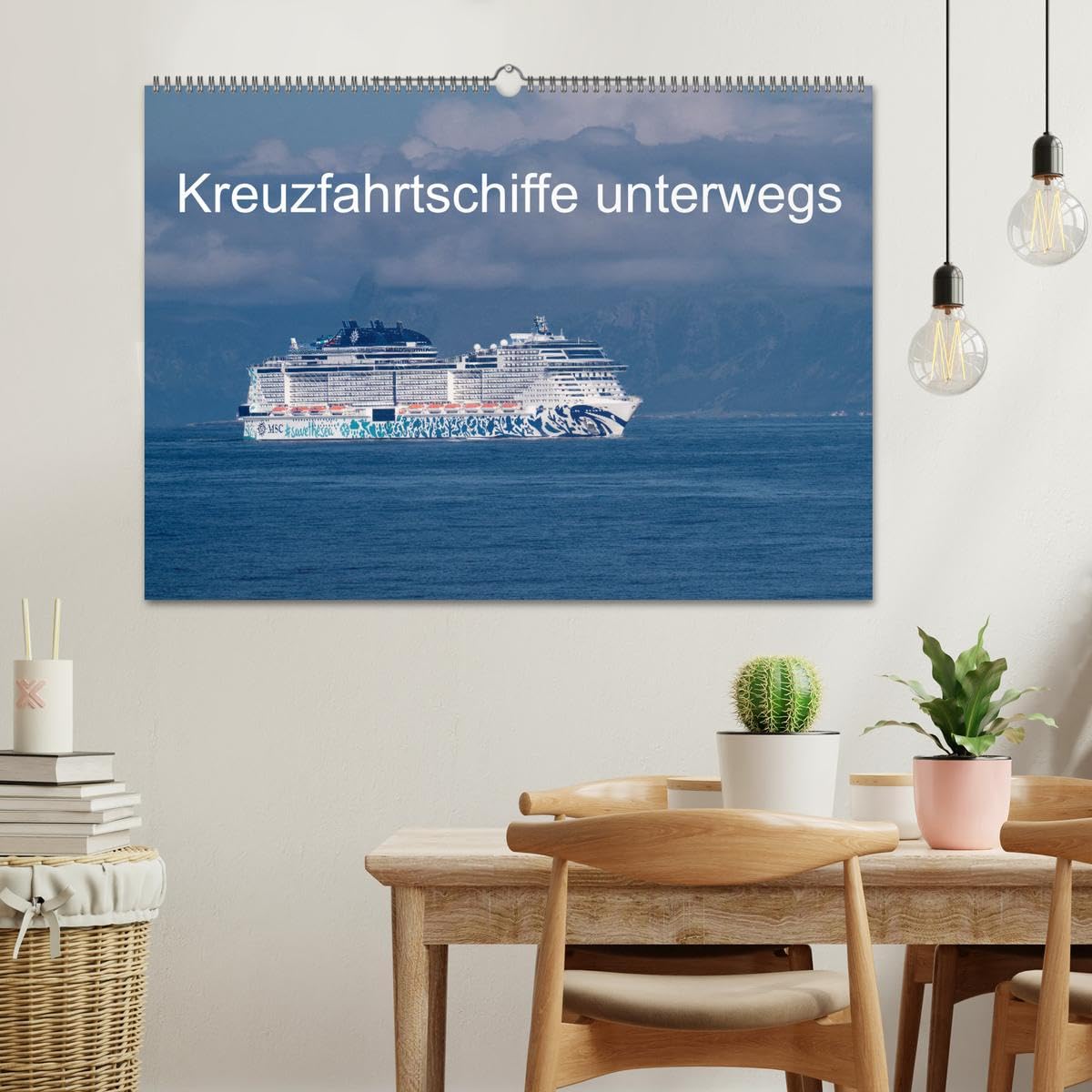 Kreuzfahrtschiffe unterwegs (Wandkalender 2026 DIN A2 quer), CALVENDO Monatskalender: Elegante Ozeanriesen befahren die Weltmeere vom Nordkap bis zu den Kanaren.