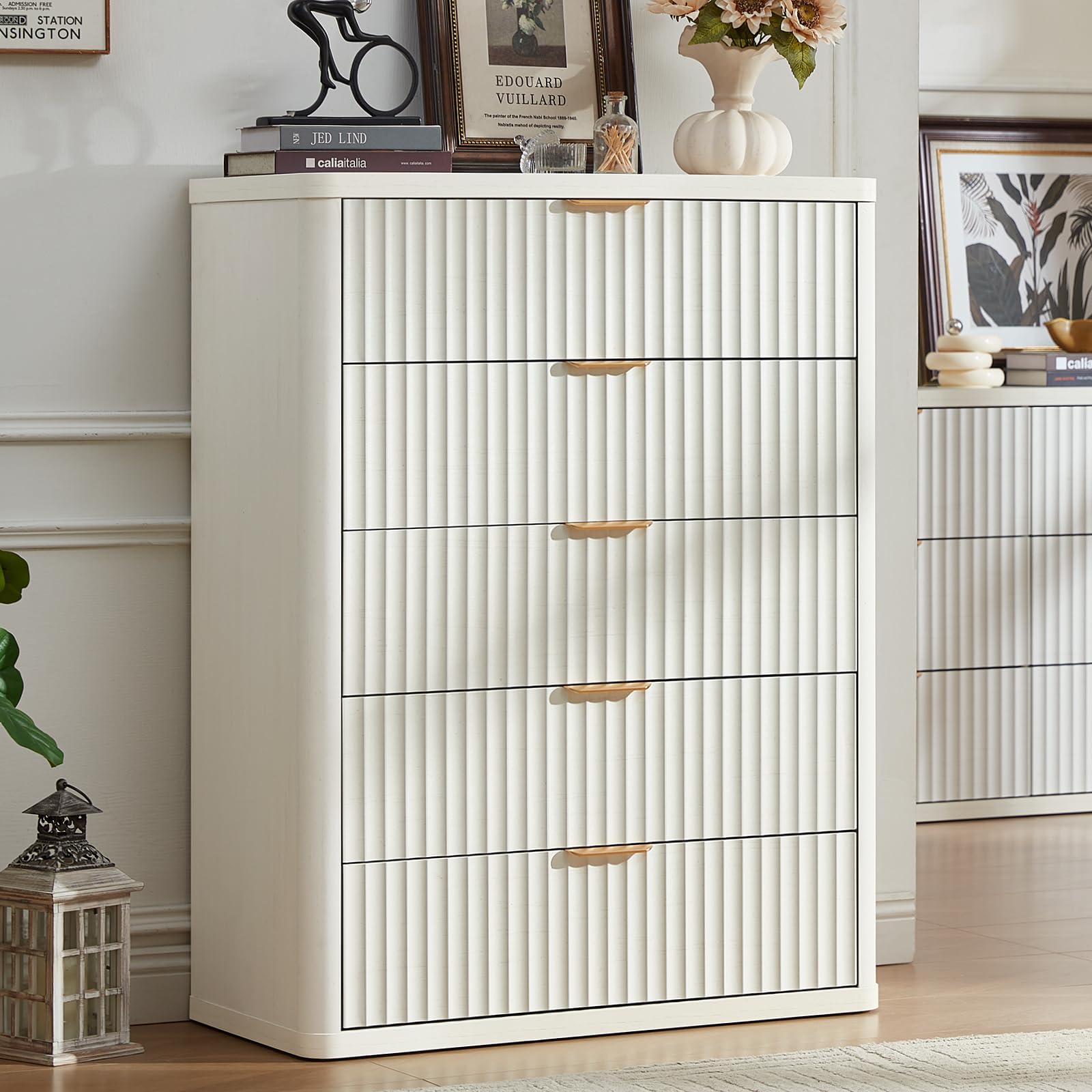 LEYAOYAO Fluted 5 Drawers Dresser for Bedroom, 41" Tall Modern Chest of Drawers with Metal Handle, Curved Profile Farmhouse Closet Organizer Wood Dressers TV Stand for Living Room,Antique White