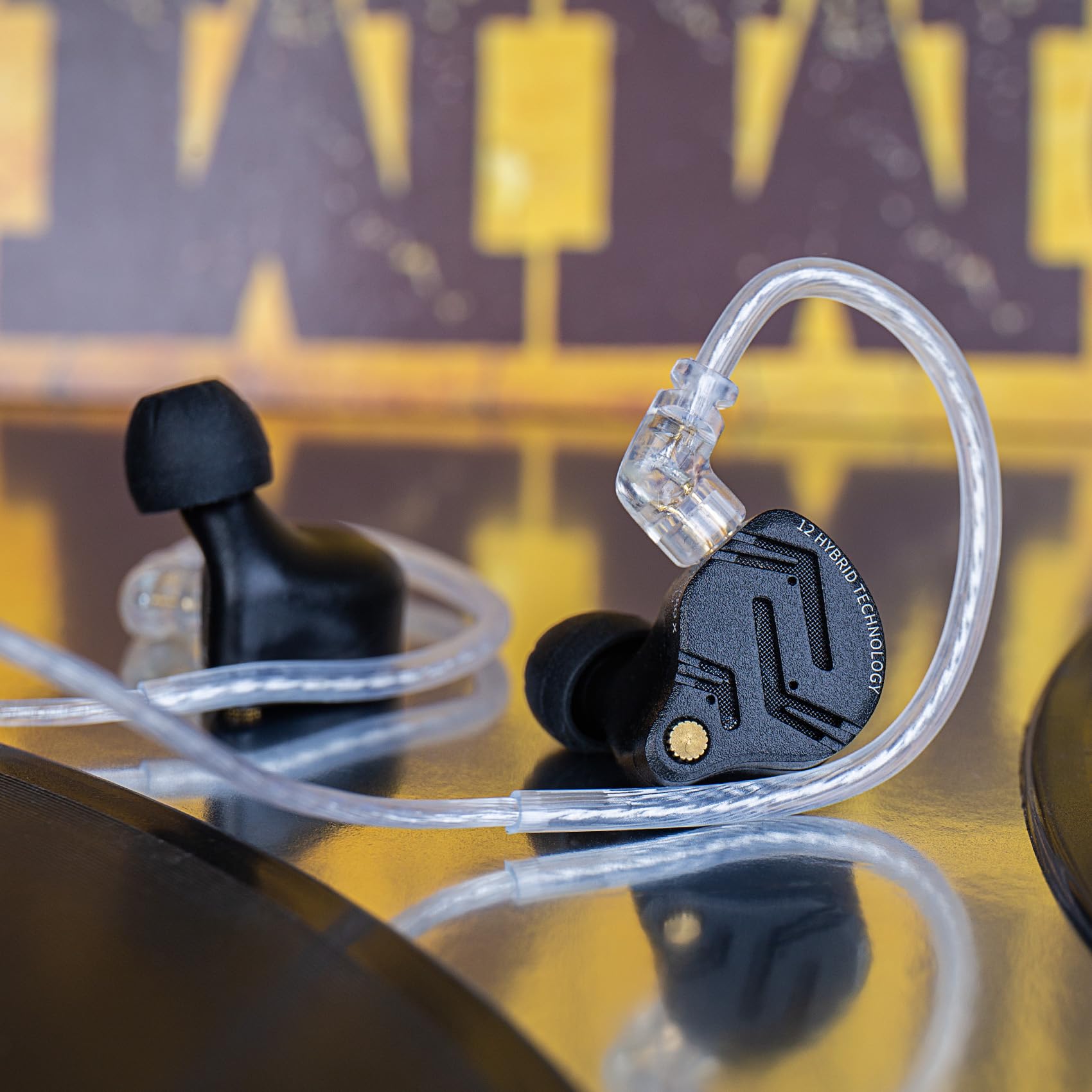 KZ ZS12 PRO X Écouteurs intra-auriculaires IEM, écouteurs de jeu filaires hybrides 1DD + 5BA, meilleurs in ear monitor avec câble 2 broches pour audiophile (Version accordable, sans microphone)