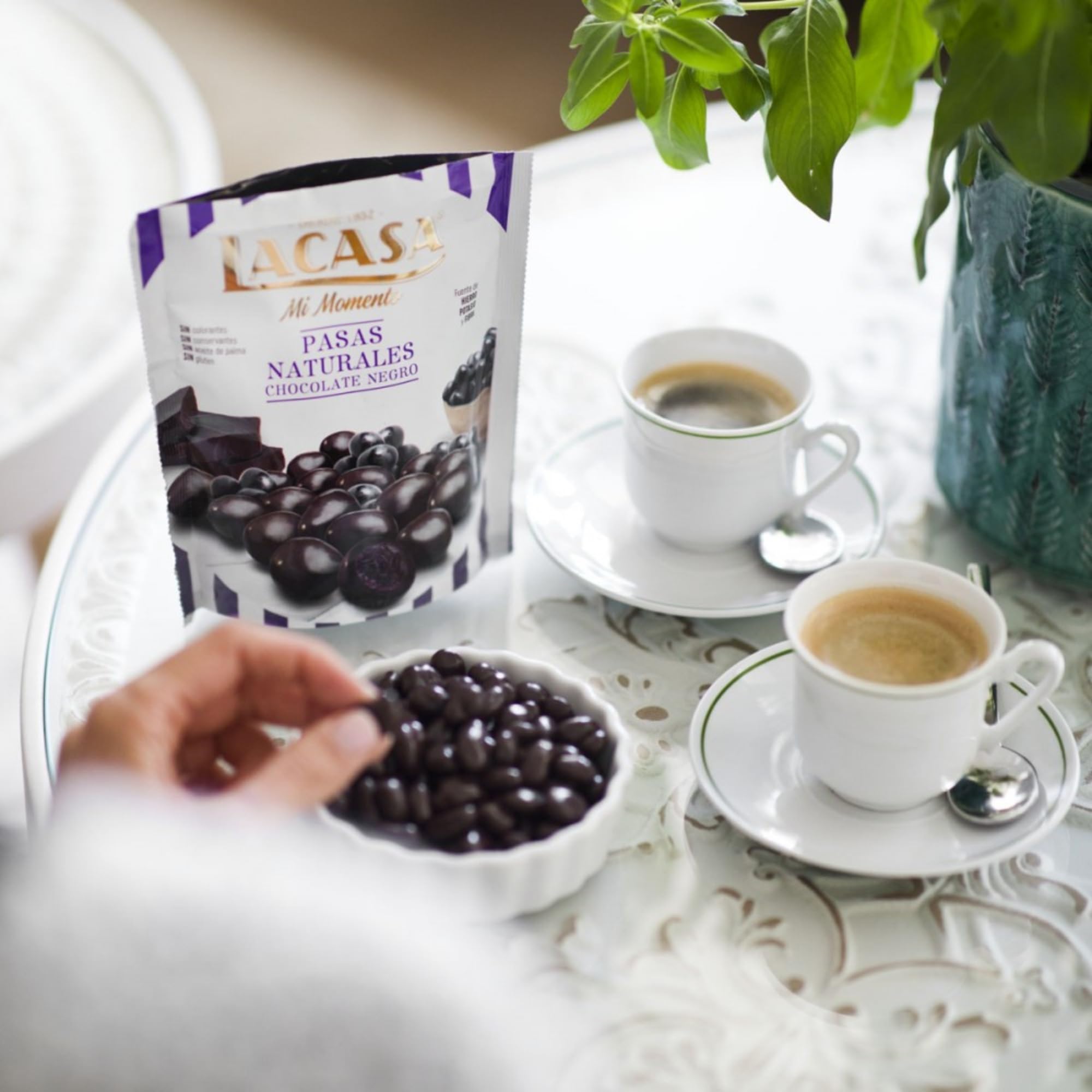 Lacasa Mi Momento pack de 5:Arándano Choco Negro,Pistacho Choco Leche,Nueces Choco Leche,Pasas Choco Negro,Naranja Choco Negro