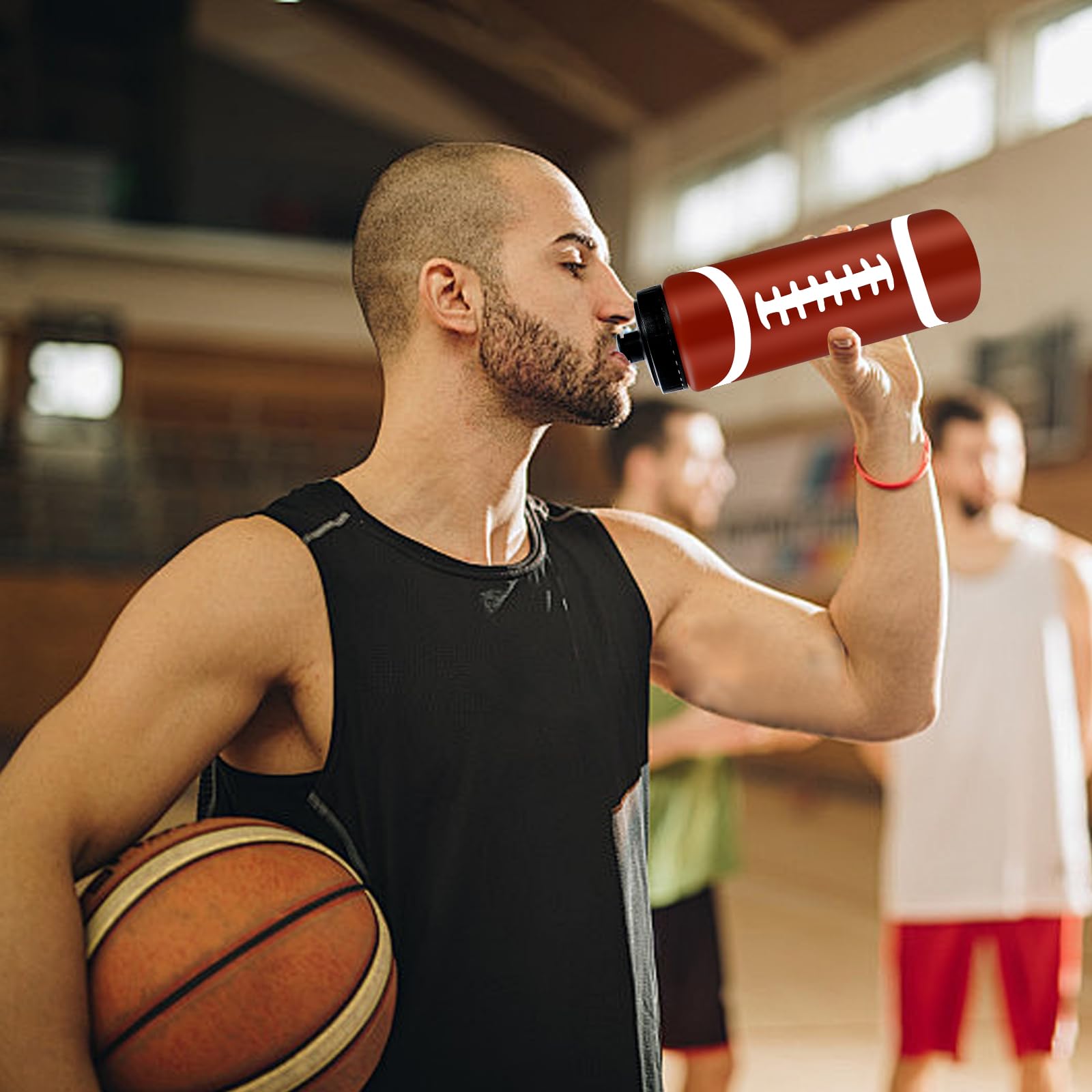 16 bottiglie d'acqua da 590 ml con 3 etichette da spremere, riutilizzabili, per bevande sportive, accessori per feste sportive, regali per feste sportive