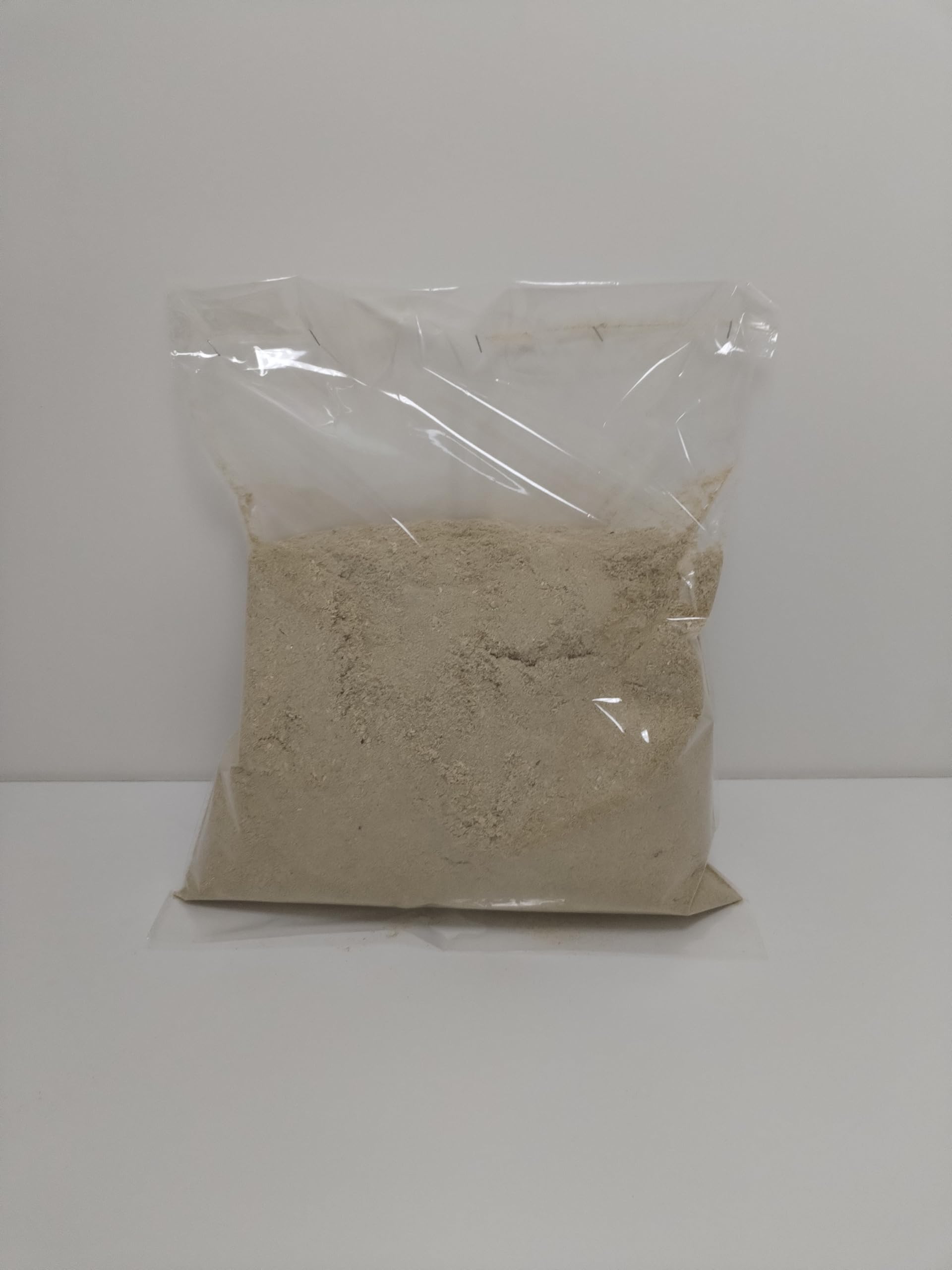 Generico Segatura Assorbente Universale 1/2 / 5/10 kg – Assorbe Oli, Liquidi e Trucioli – Officine, Garage, Laboratori – Sacco Resistente e Pronto all’Uso (2, Chilogrammi)
