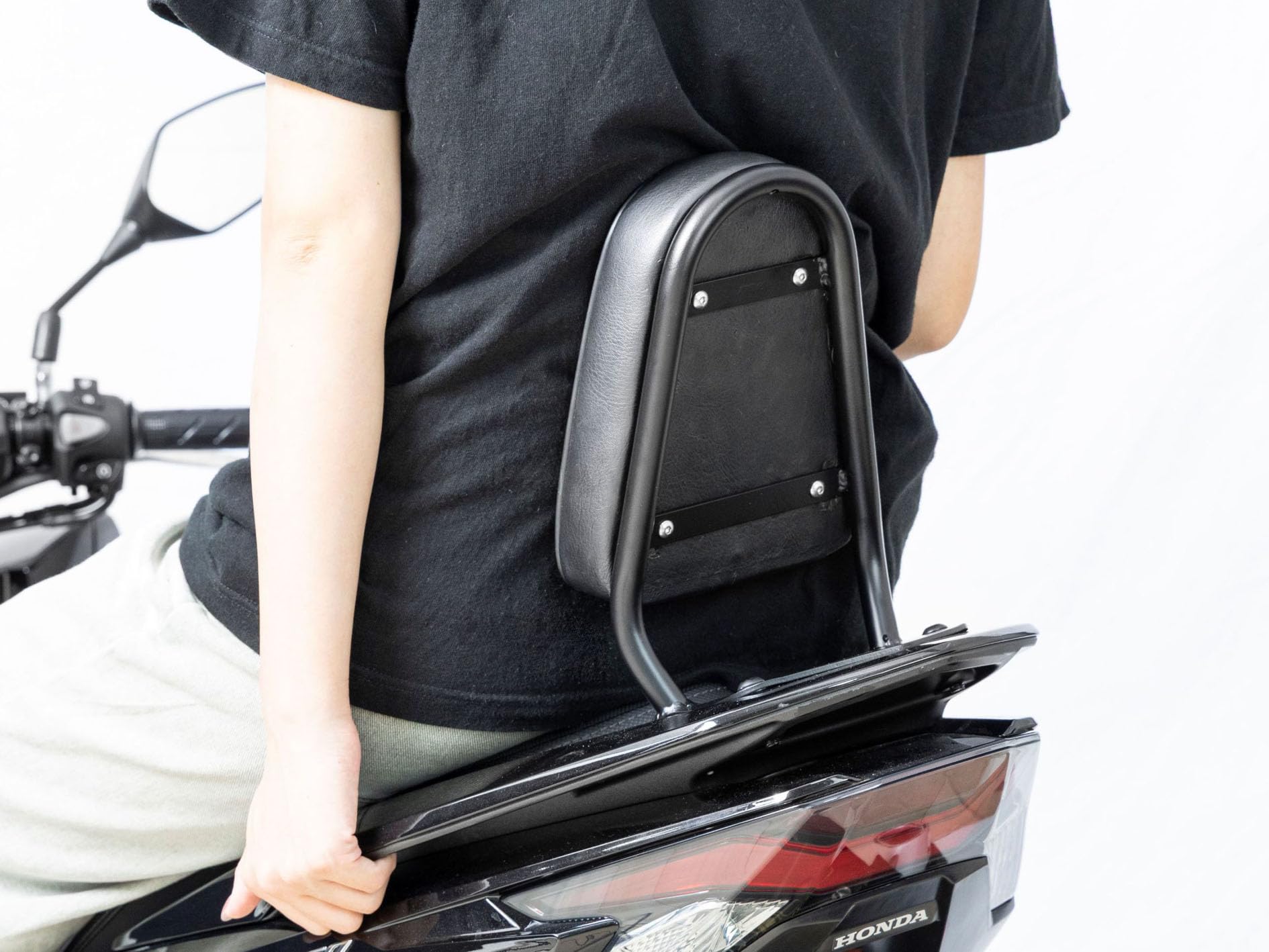 キジマ縦型バックレストカバー Amazon | キジマ(Kijima) PCX('21-) バックレスト 背パット スチール製