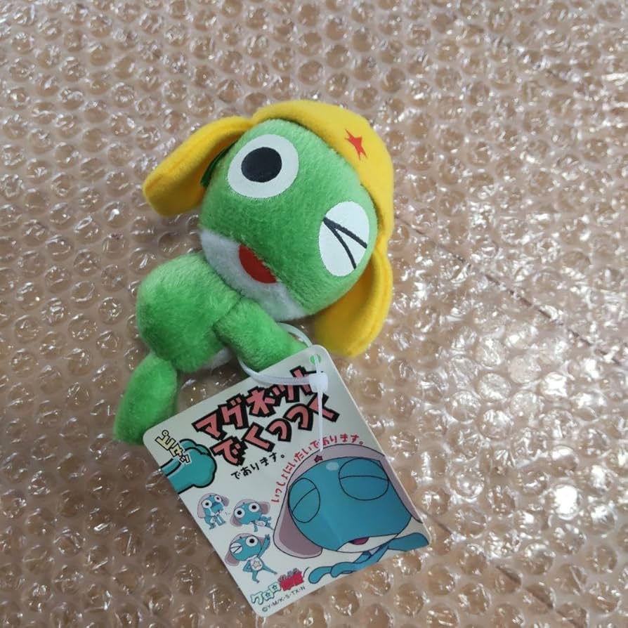 Amazon.co.jp: ケロロ軍曹 マグネットでくっつく ぬいぐるみ : ホビー