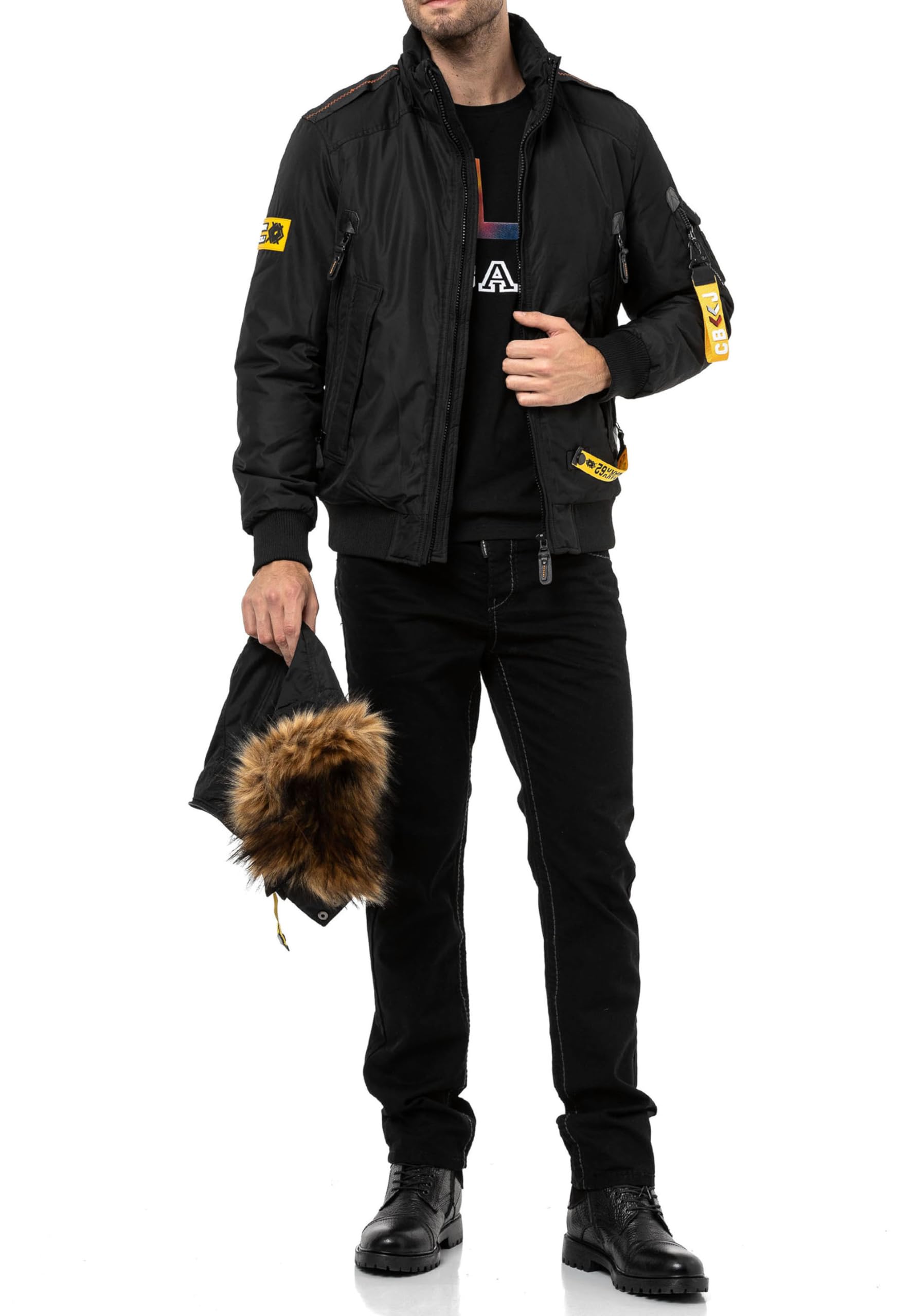 Cipo & Baxx Herren Mantel CM220 Schwarz – Stylische Winterjacke im modernen Design mit warmem Innenfutter, abnehmbarer Kapuze und funktionalen Details für kalte Tage - CM220 Schwarz M