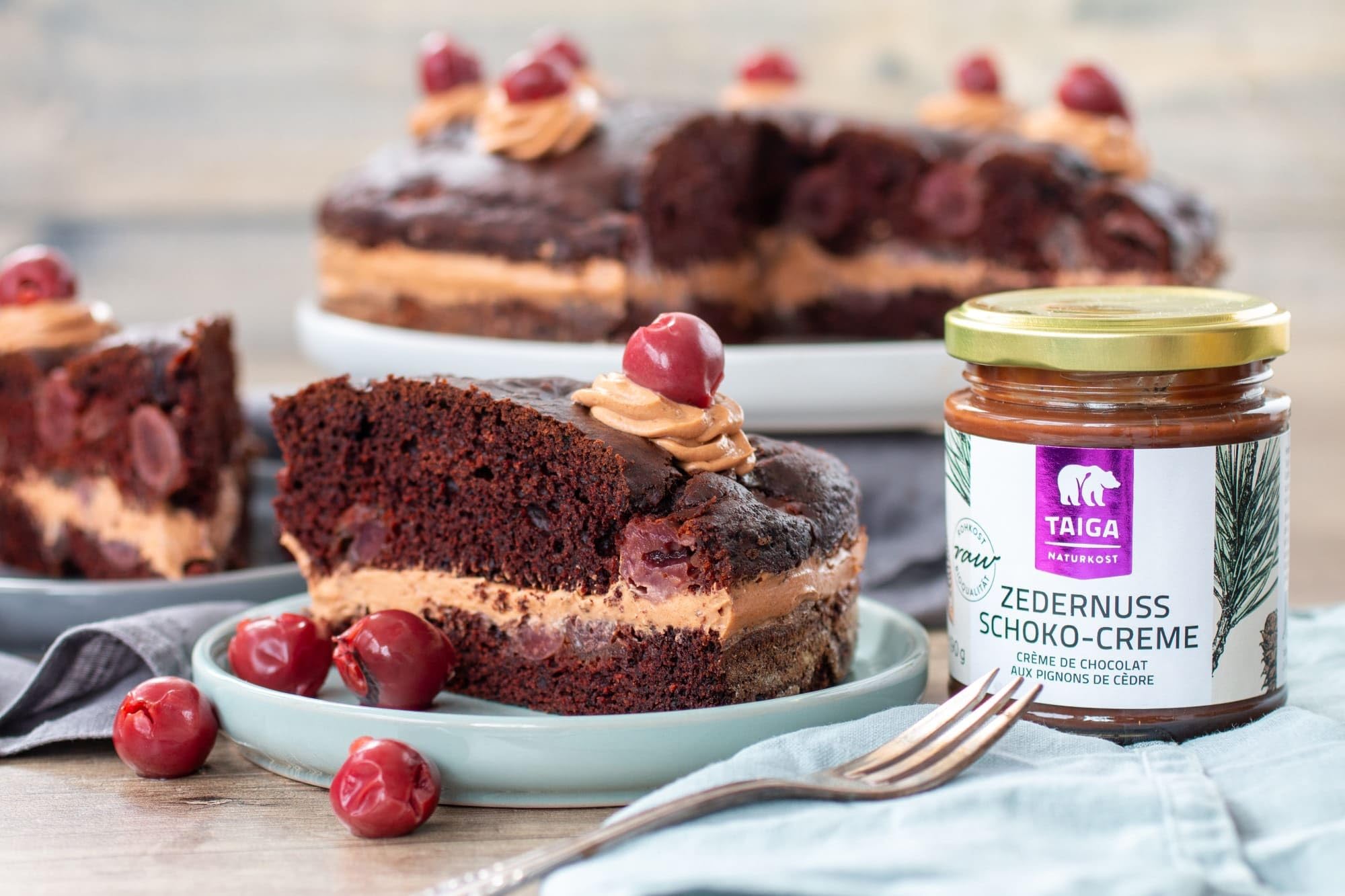 Premium Zedernuss-Schoko-Creme – Köstlicher Genuss aus hochwertigen Zutaten