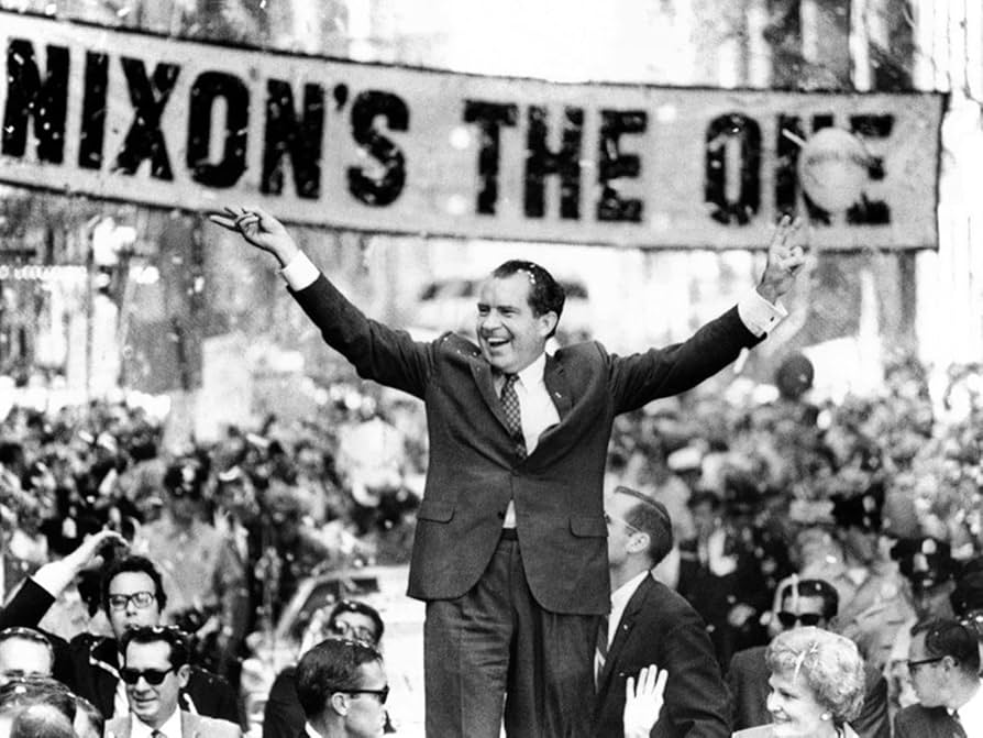 Amazon.com: ART.COM Wall Photo Richard Nixon, Delivering His