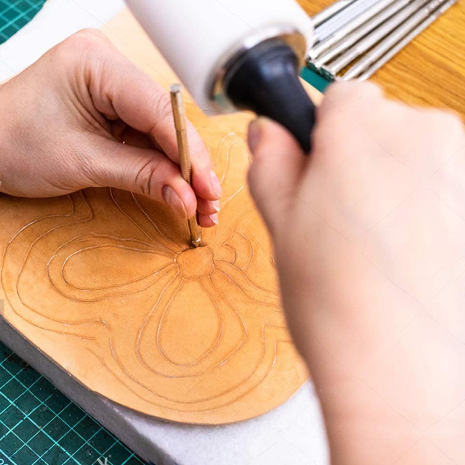 GALPADA Set di Attrezzi per Punzonatura Pelle 20 Pezzi in Acciaio Inossidabile Resistente alla Ruggine per Lavori di Pelle Artigianale in Varie Occasioni