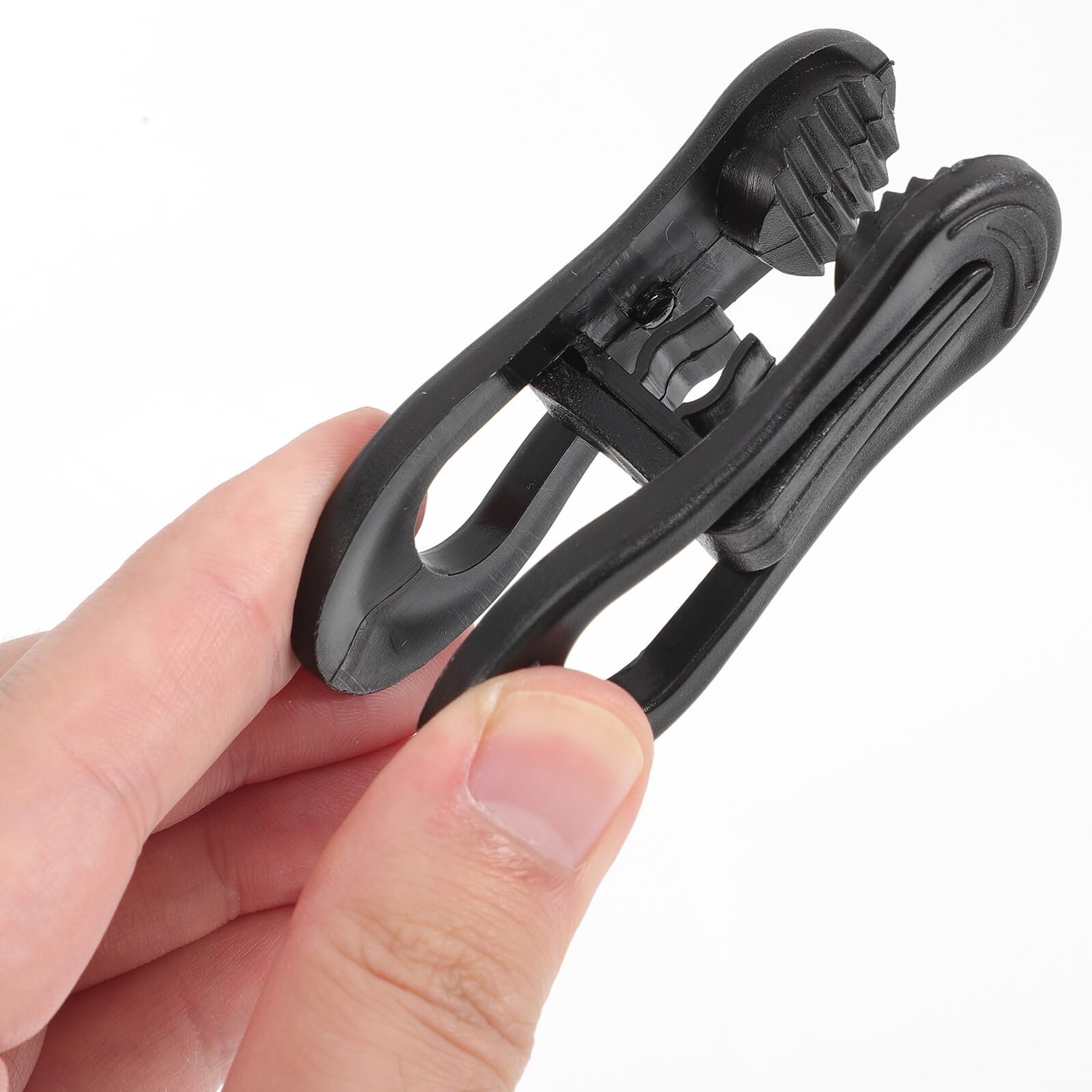 Toyvian 50 Stück Kunststoff Kleiderbügel Clips mit Starker Klemmkraft Vielseitige Wäscheklammern für Hosen Röcke Kindermode und Accessoires Schadstofffrei zum Sicheren Aufhängen und
